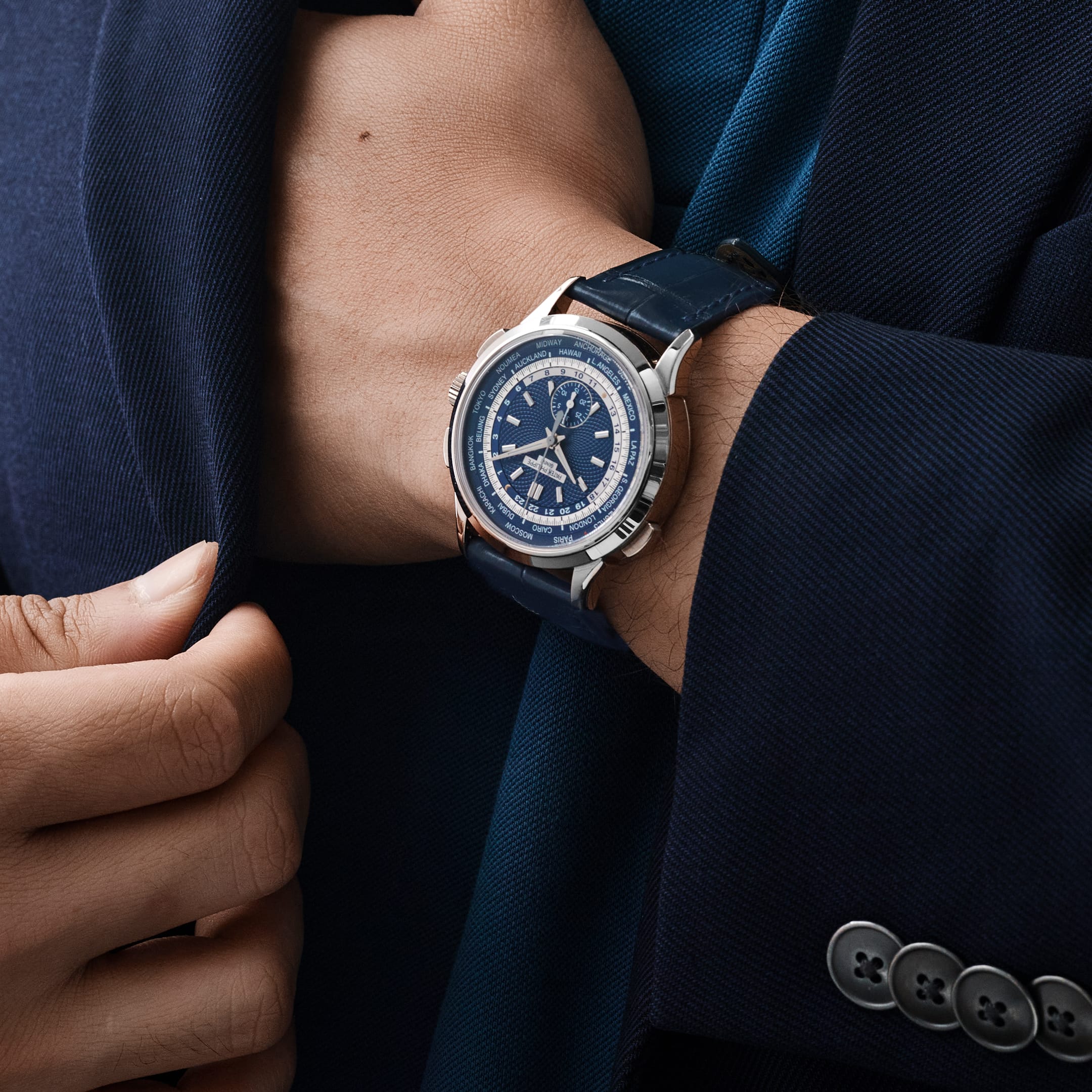 Patek Philippe Complications 5930G-010 World Time Flyback Chronograph White Gold Blue Dial (2021)
