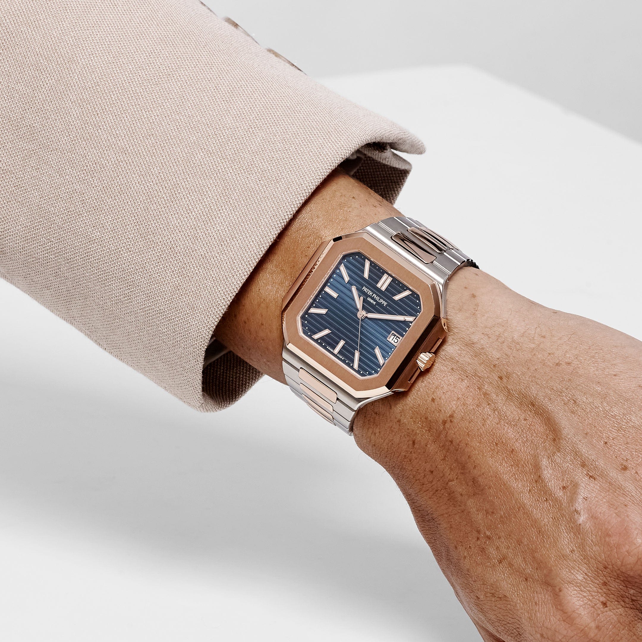 Patek Philippe Cubitus 5821/1AR-001 Stainless Steel Rose Gold Blue Dial (2025)