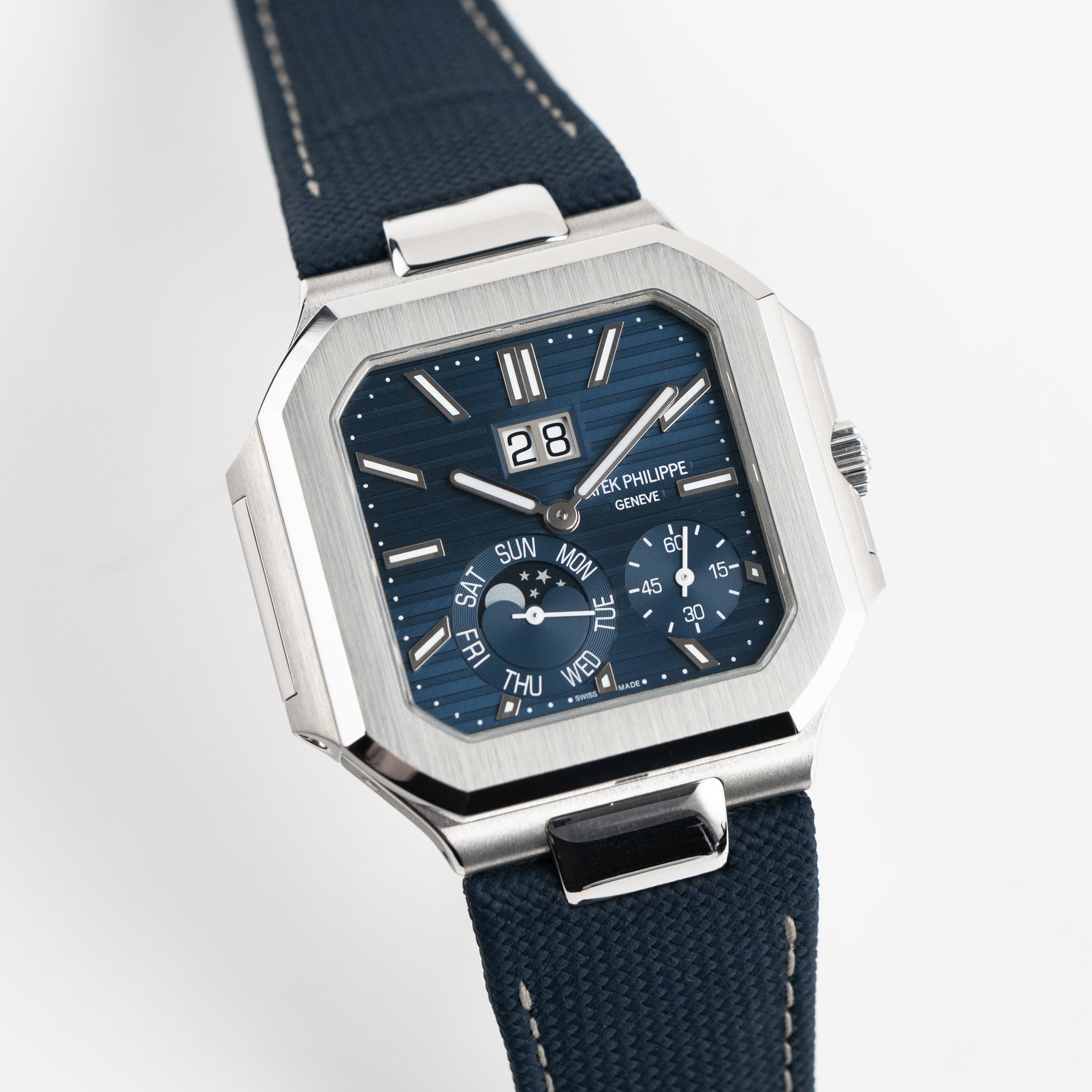 Patek Philippe Cubitus 5822P-001 Platinum Blue Dial Moon Phase (2024)