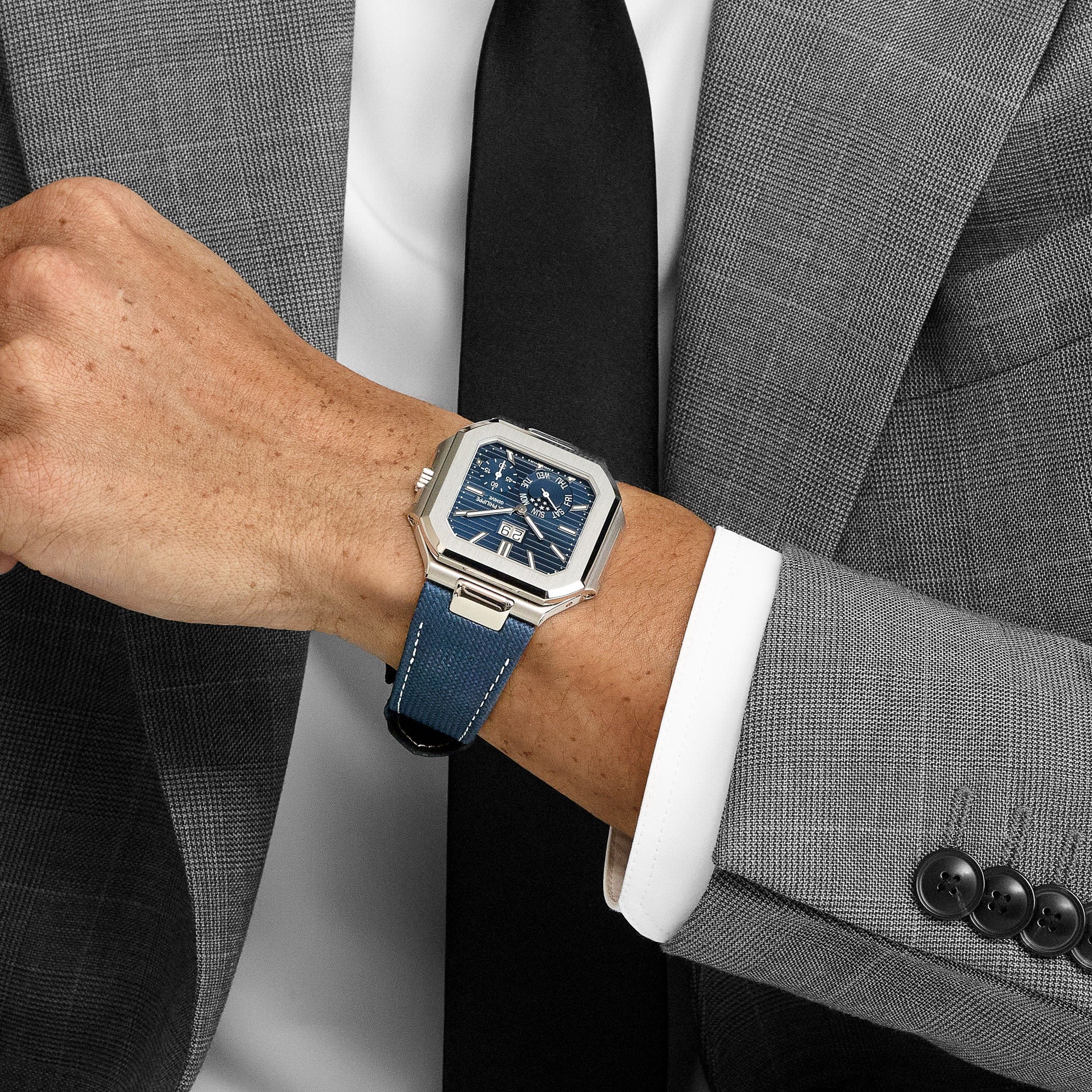 Patek Philippe Cubitus 5822P-001 Platinum Blue Dial Moon Phase (2025)