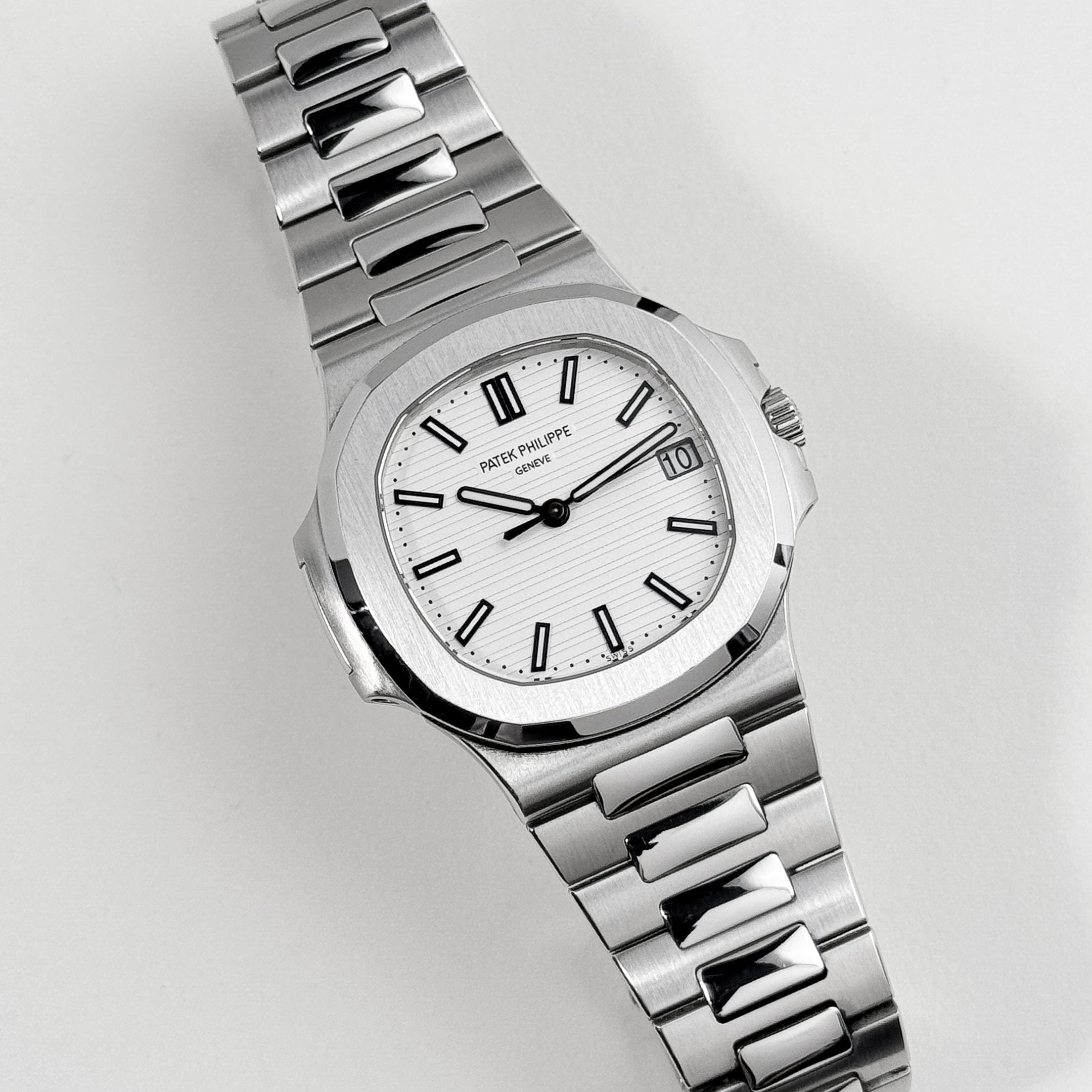 Patek Philippe Nautilus 5711/1A-011 Stainless Steel White Dial (2018)