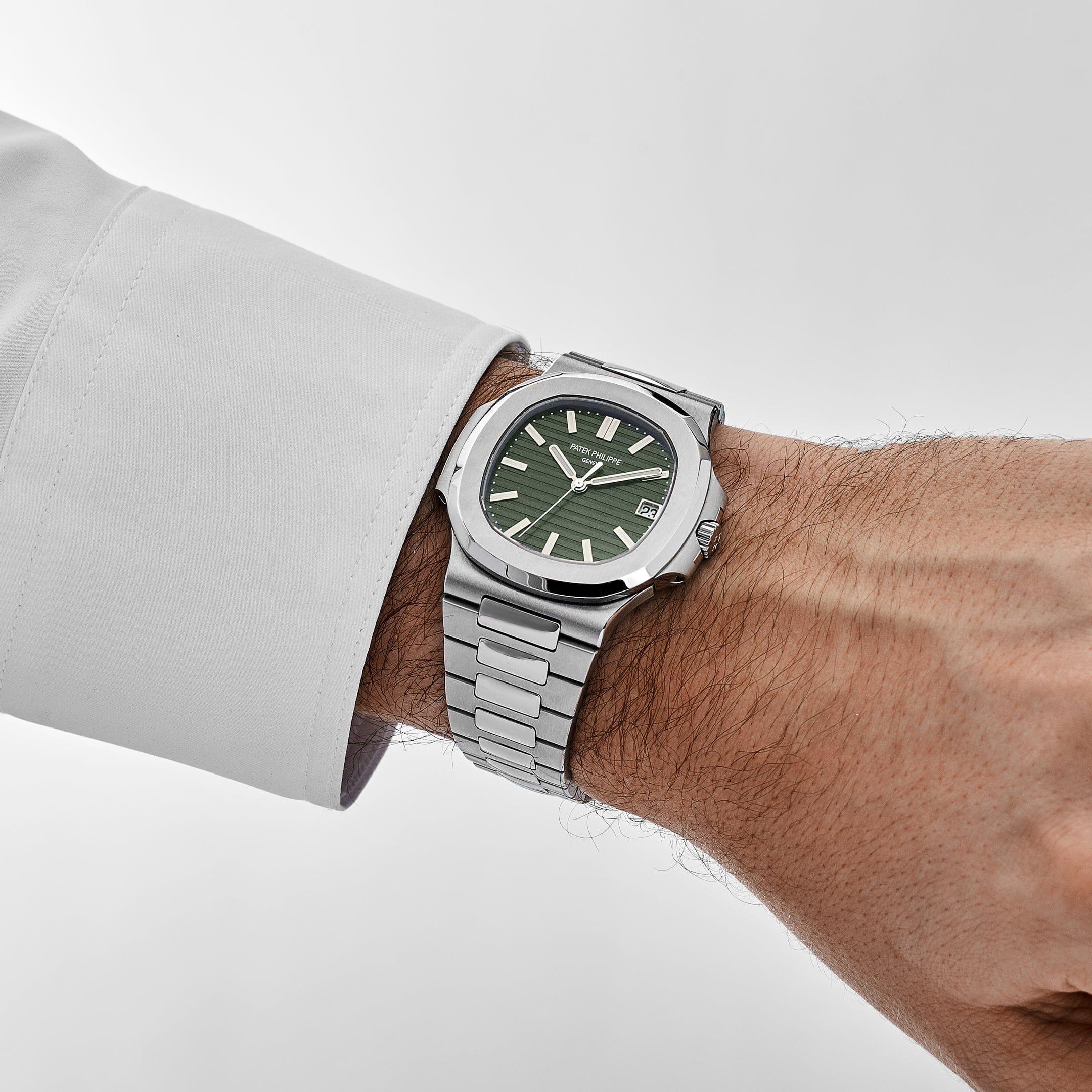 Patek Philippe Nautilus 5711/1A-014 Stainless Steel Green Dial (2021)