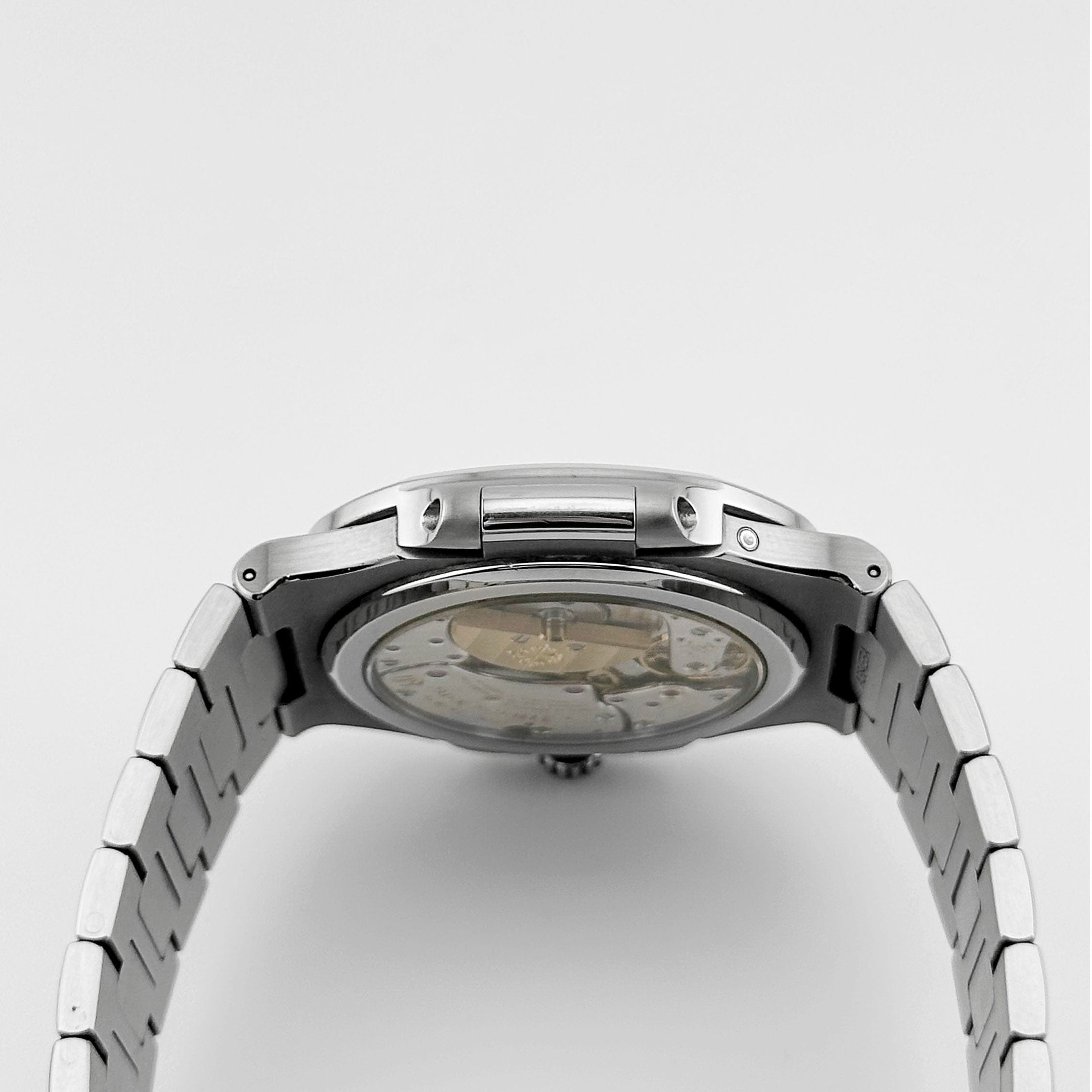 Patek Philippe Nautilus 5712/1A-001 Stainless Steel Blue Dial Moon Phases (2023)