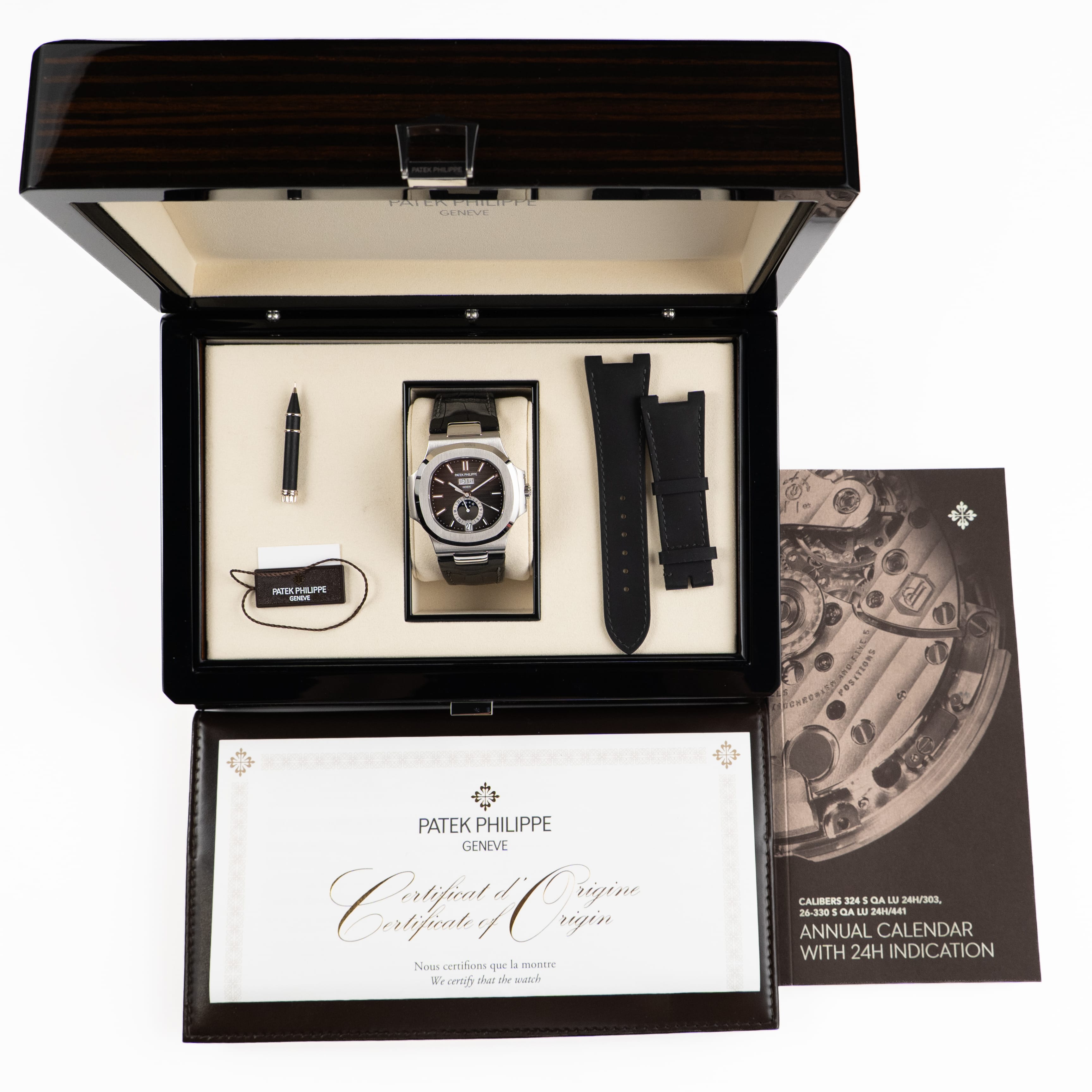 Patek Philippe Nautilus 5726A-001 Annual Calendar Moon Phases Stainless Steel Black Dial (2024)
