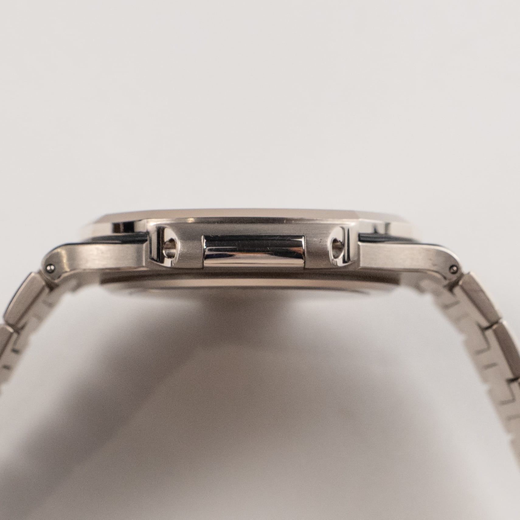 Patek Philippe Nautilus 5811/1G-001 White Gold Blue Dial (2024)