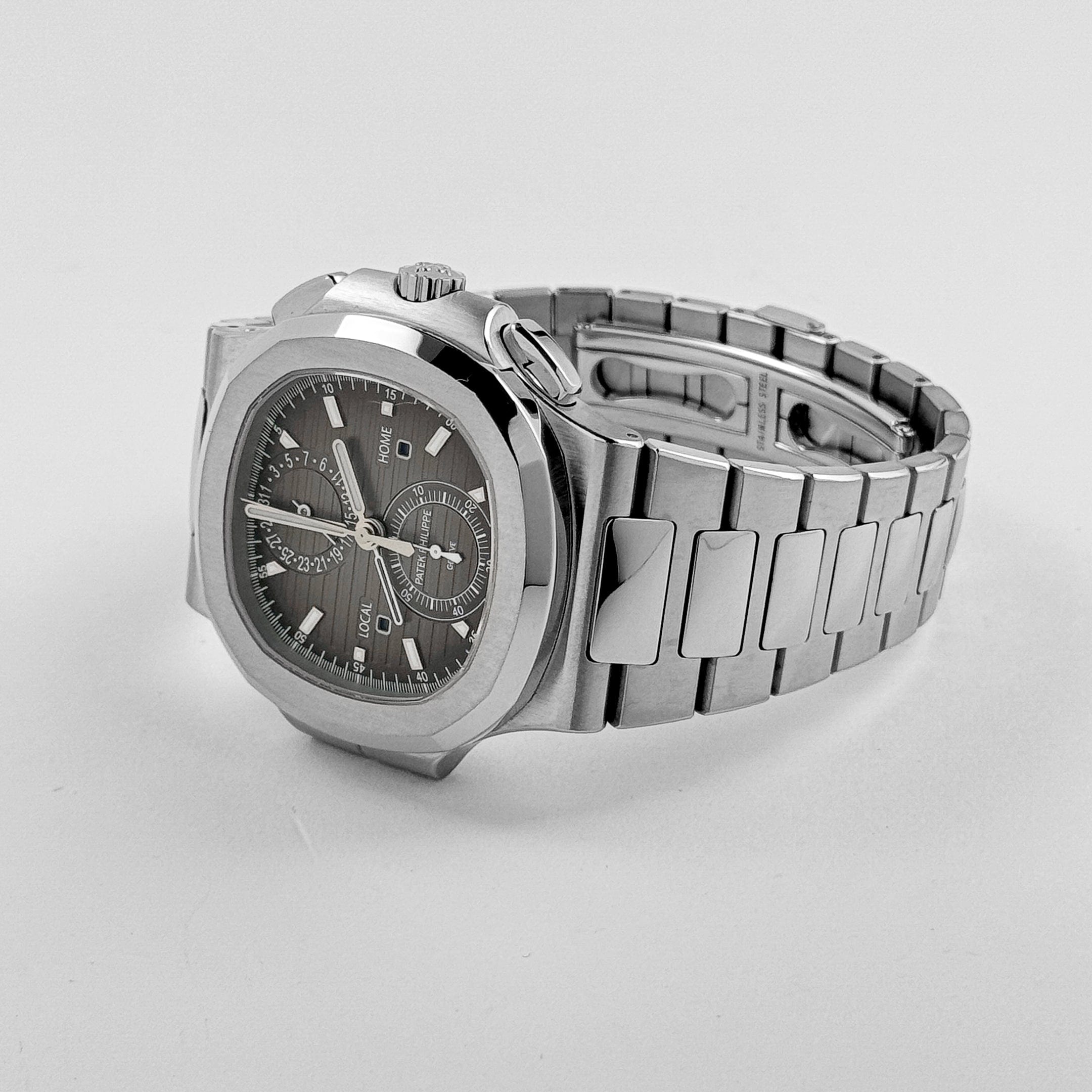 Patek Philippe Nautilus 5990/1A-001 'Travel Time' Chronograph Stainless Steel (2018)