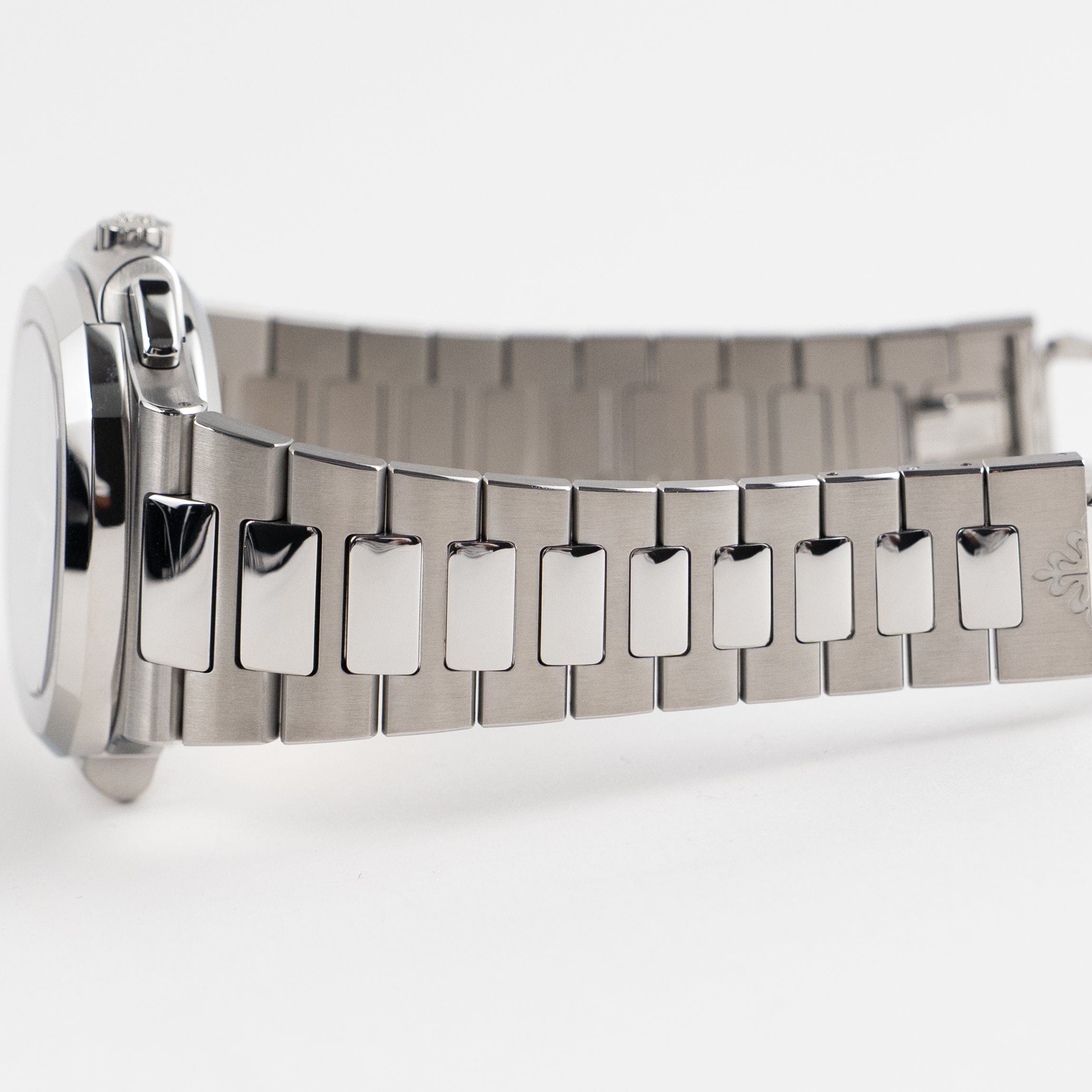 Patek Philippe Nautilus 5990/1A-011 'Travel Time' Flyback Chronograph Stainless Steel Blue Dial (2025)