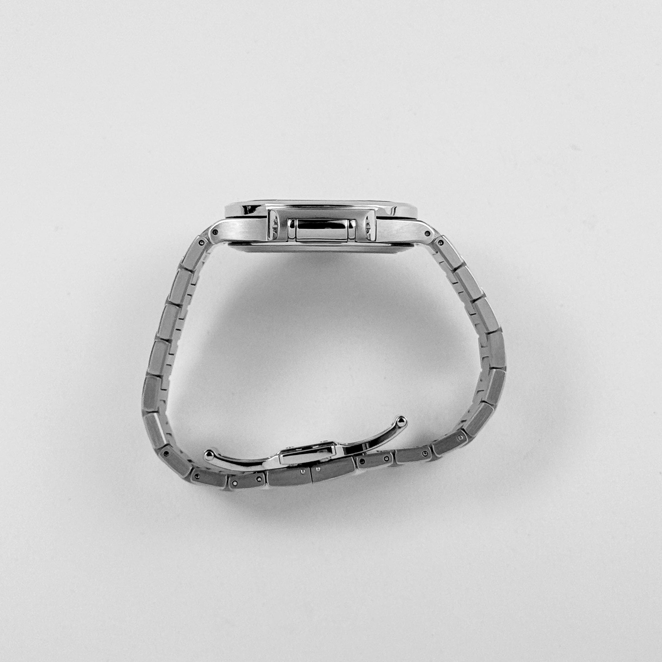 Patek Philippe Nautilus 7118/1200A-010 'Ladies' Stainless Steel Silver Dial Diamond Bezel (2022)