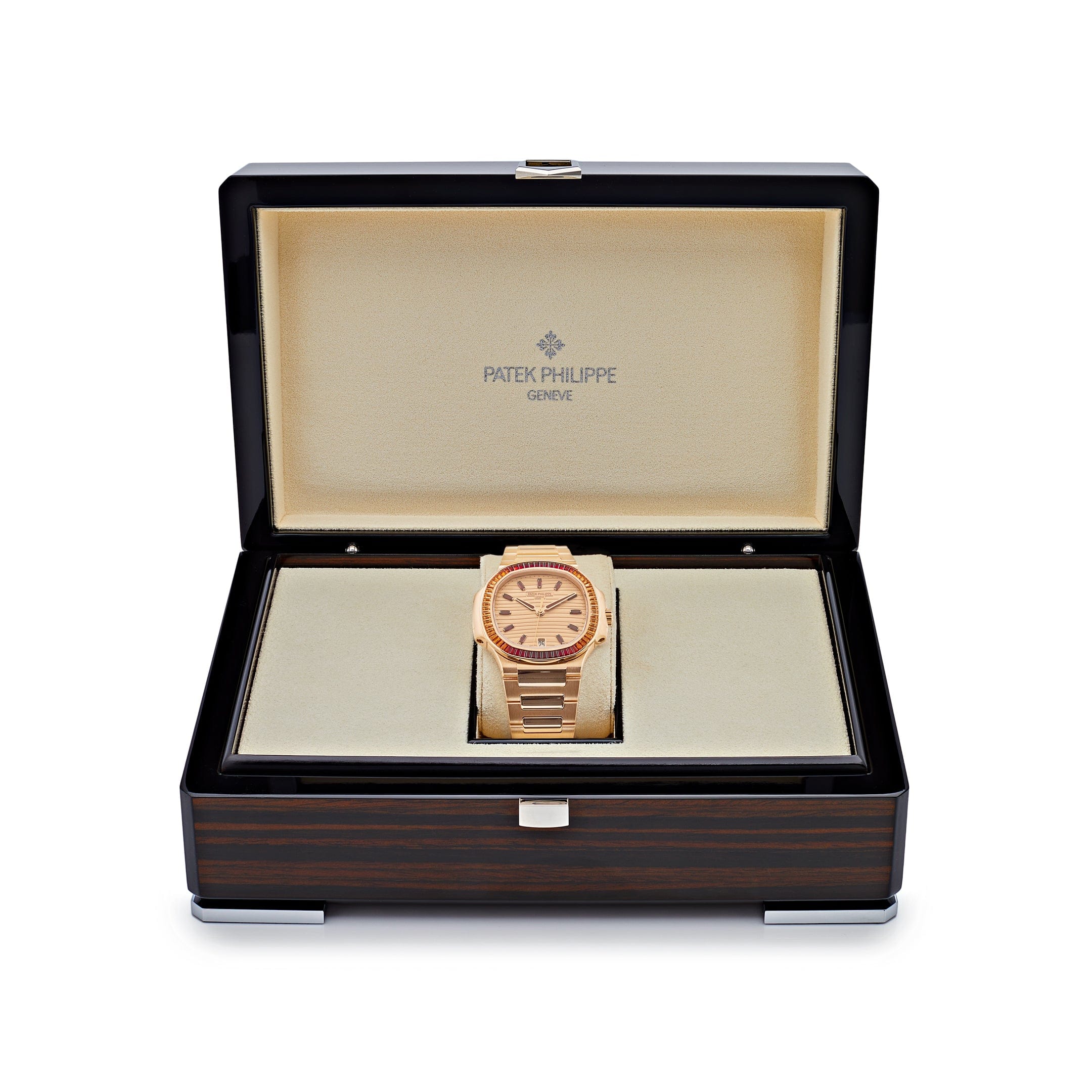 Patek Philippe Nautilus 7118/1300R-001 'Ladies' Rose Gold