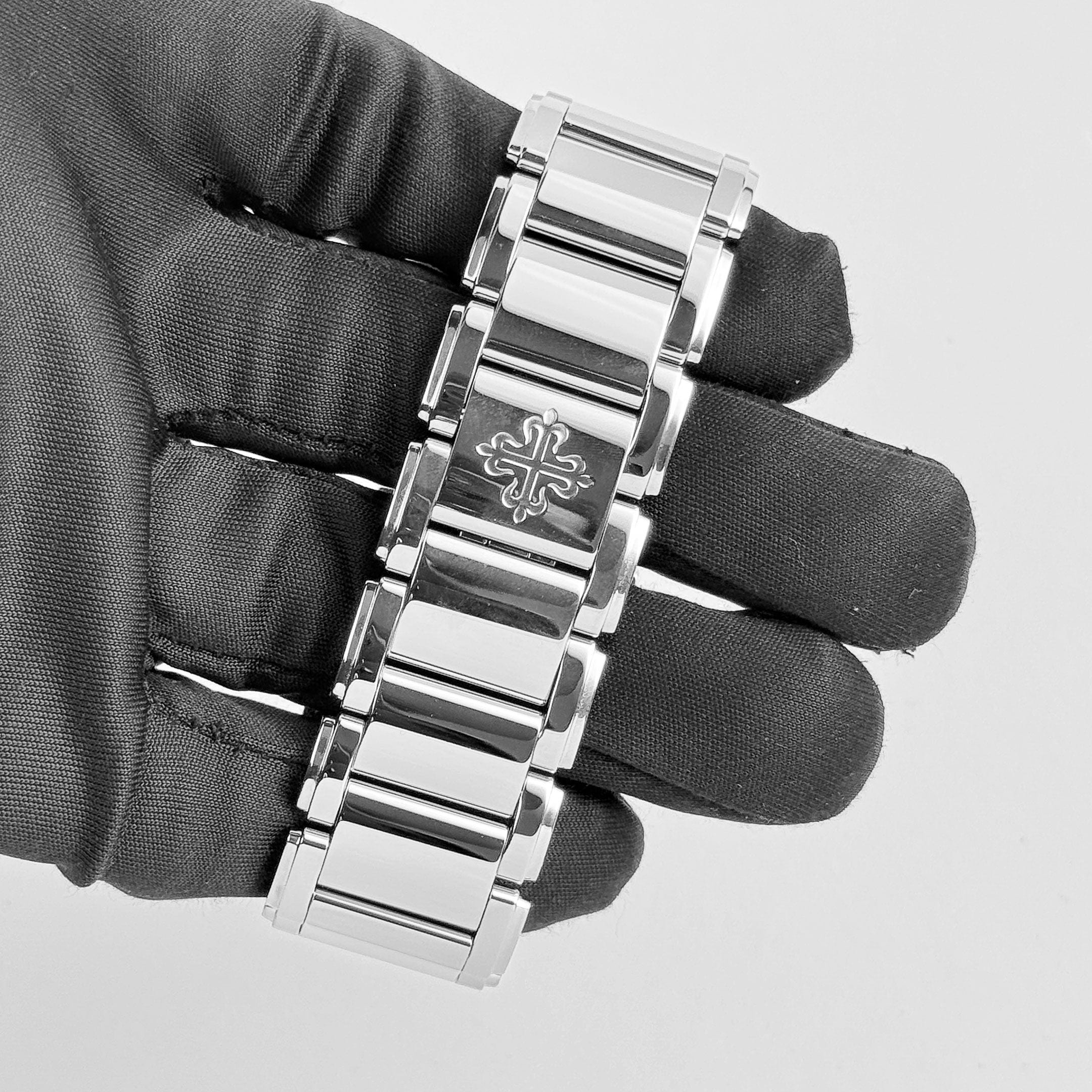 Patek Philippe Twenty-4 4910/1200A-010 'Ladies' Stainless Steel Gray Dial Diamond Bezel Quartz (2024)