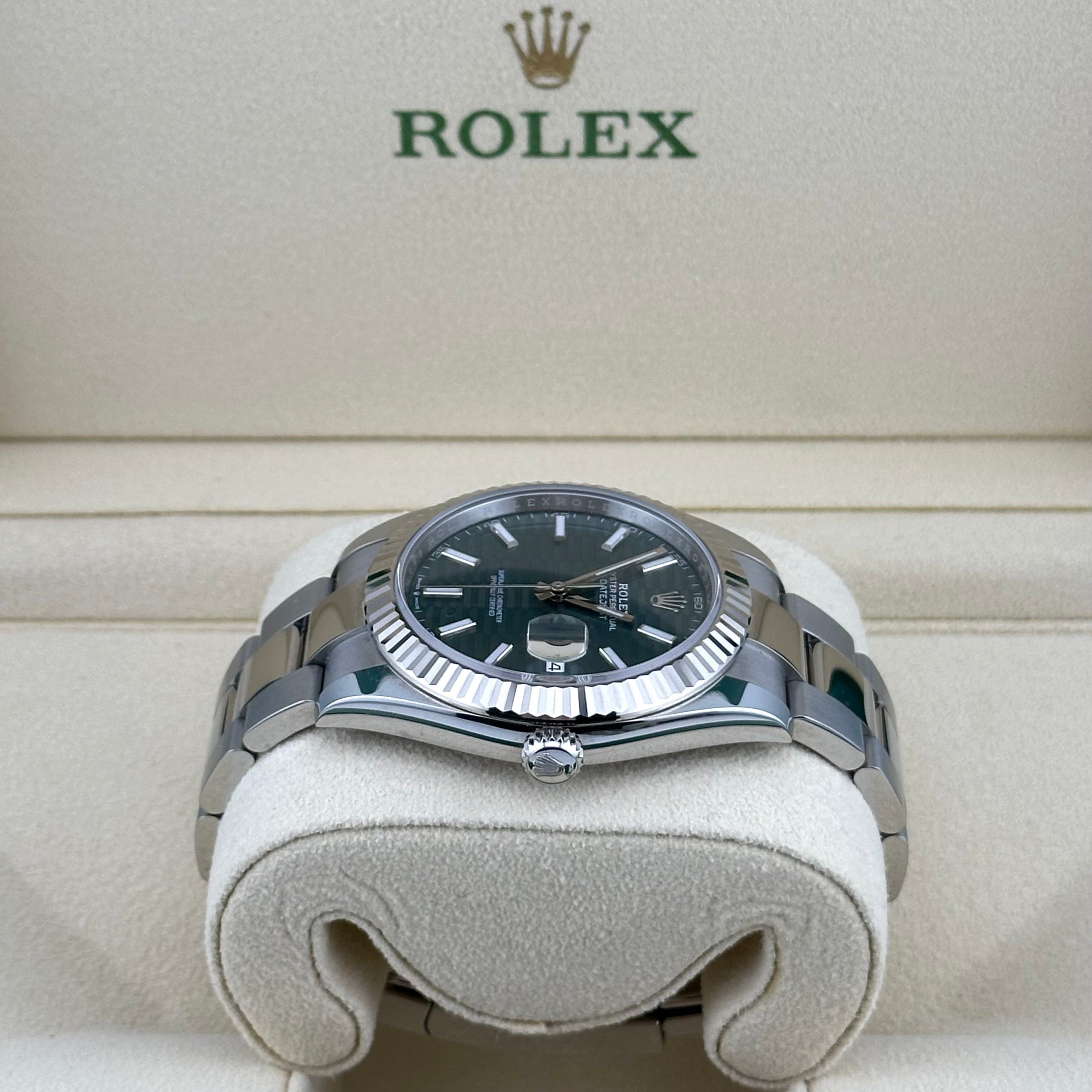 Rolex Datejust 126334 Stainless Steel Green Motif Dial Oyster
