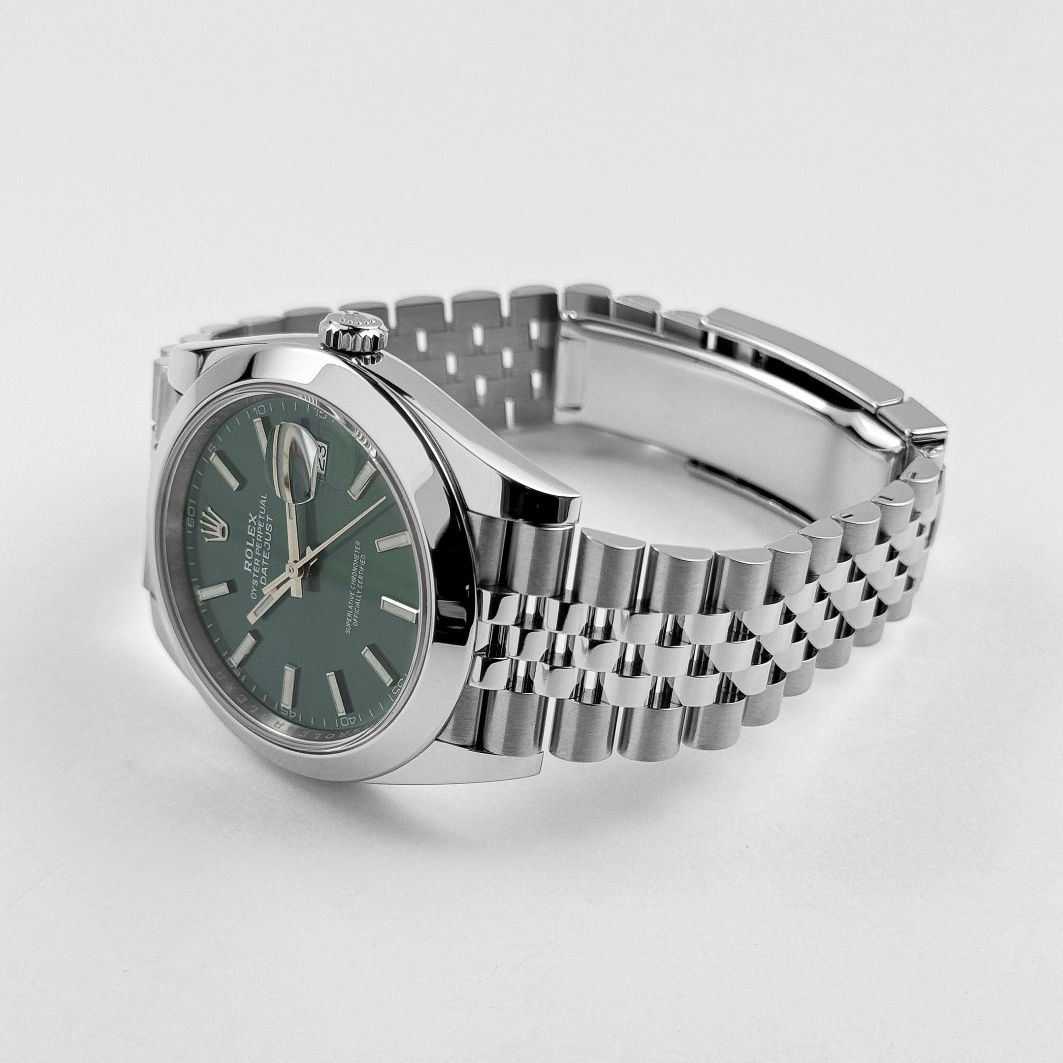 Rolex Datejust 41 126300 Stainless Steel Green Dial Jubilee (2023)