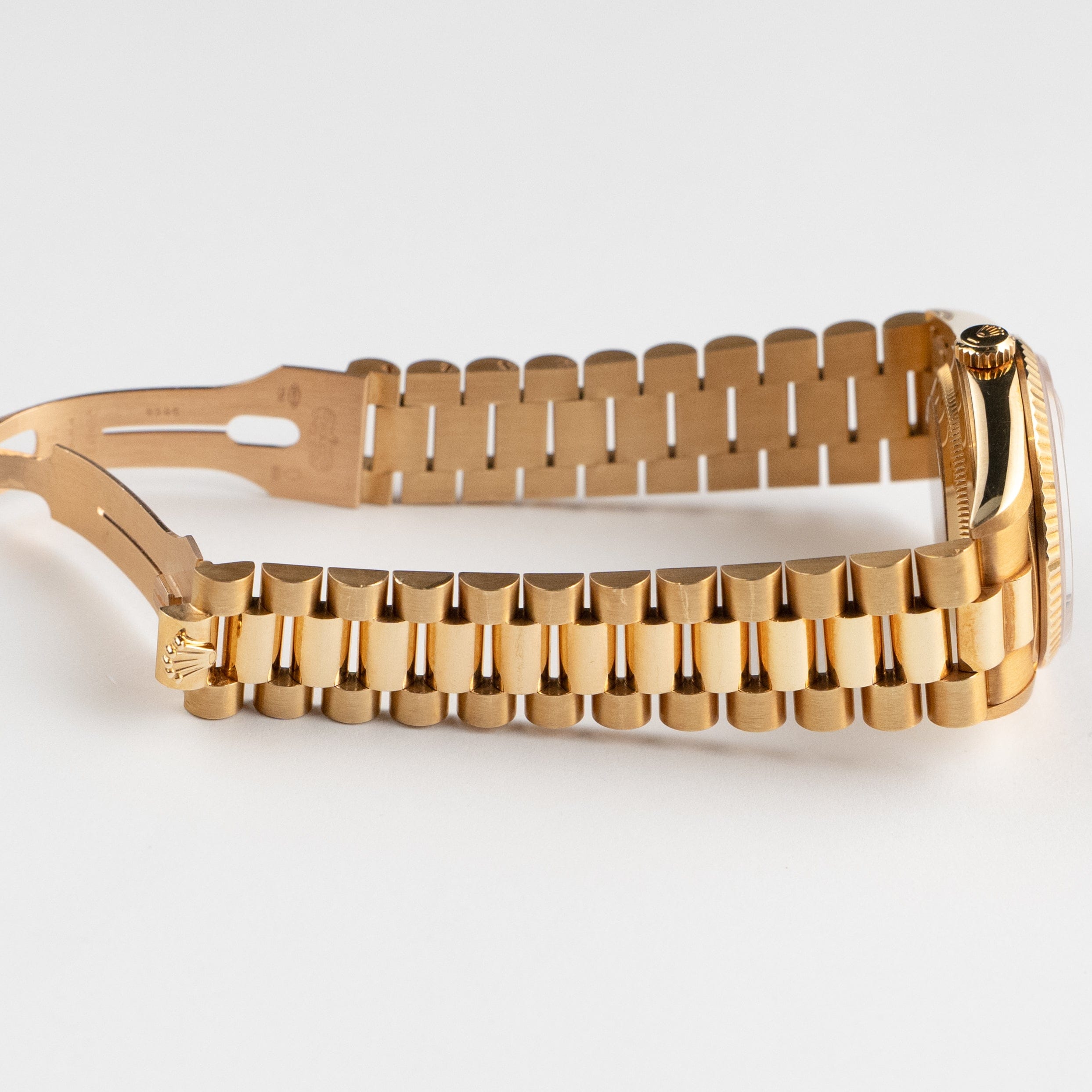 Rolex Day-Date 18238 Yellow Gold Champagne Diamond Baguette Dial (1991)