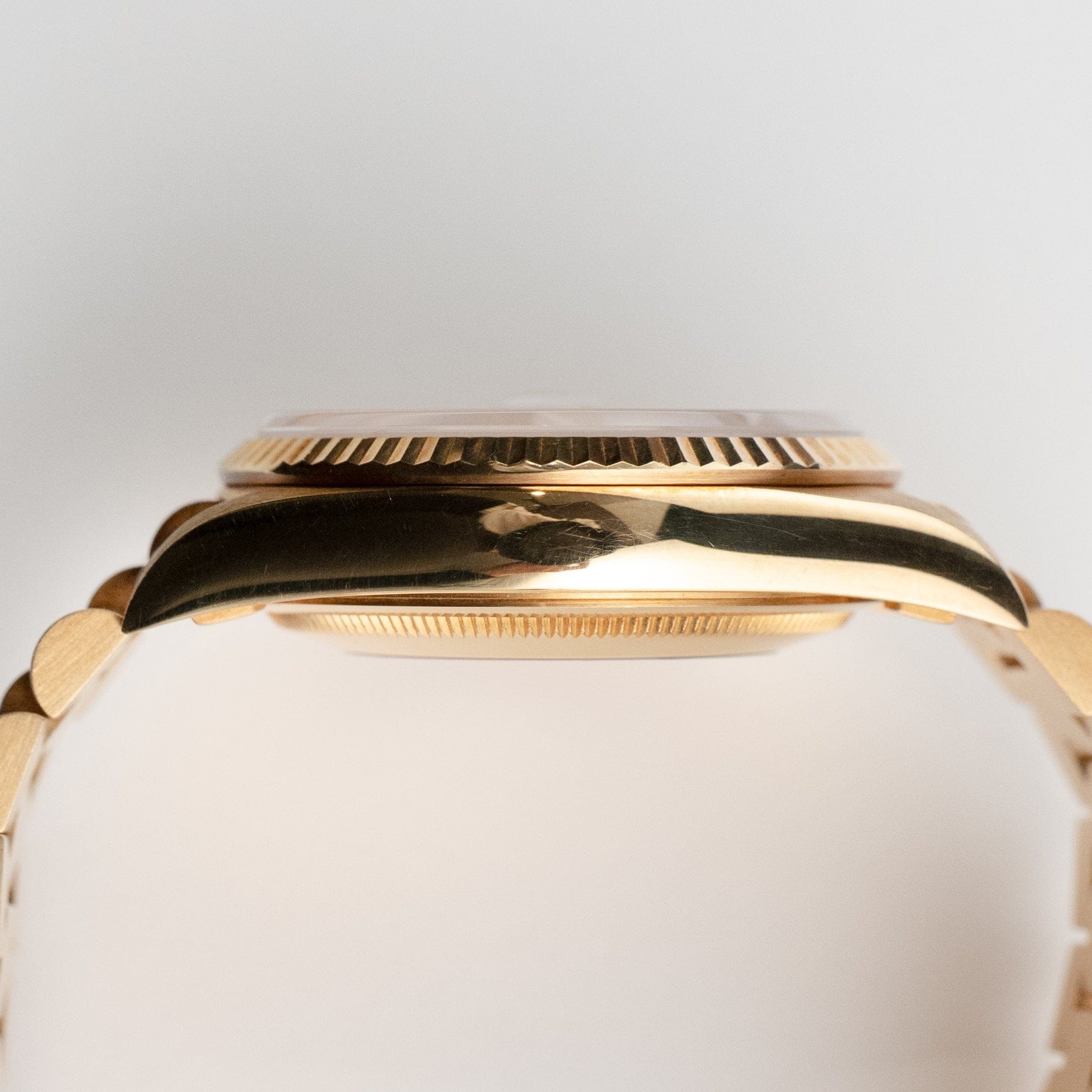 Rolex Day-Date 18238 Yellow Gold Champagne Diamond Baguette Dial (1991)