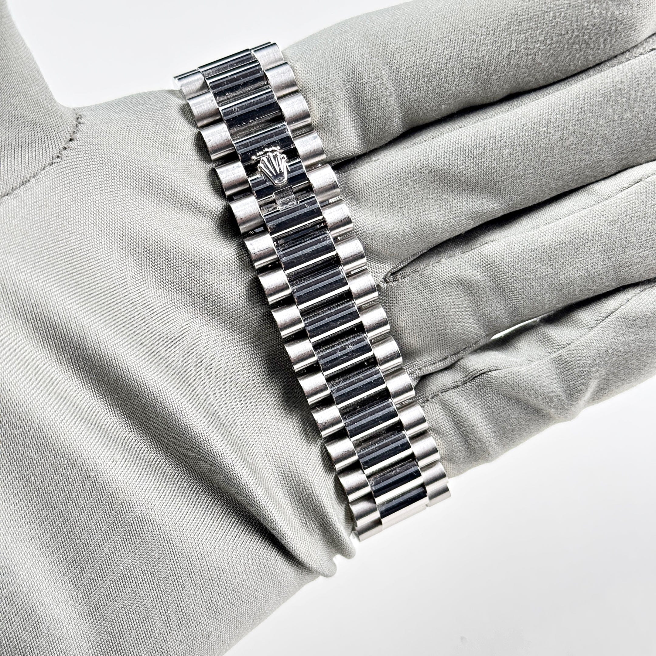 Rolex Day-Date 228206 Platinum Olive Green Arabic Dial (2021)