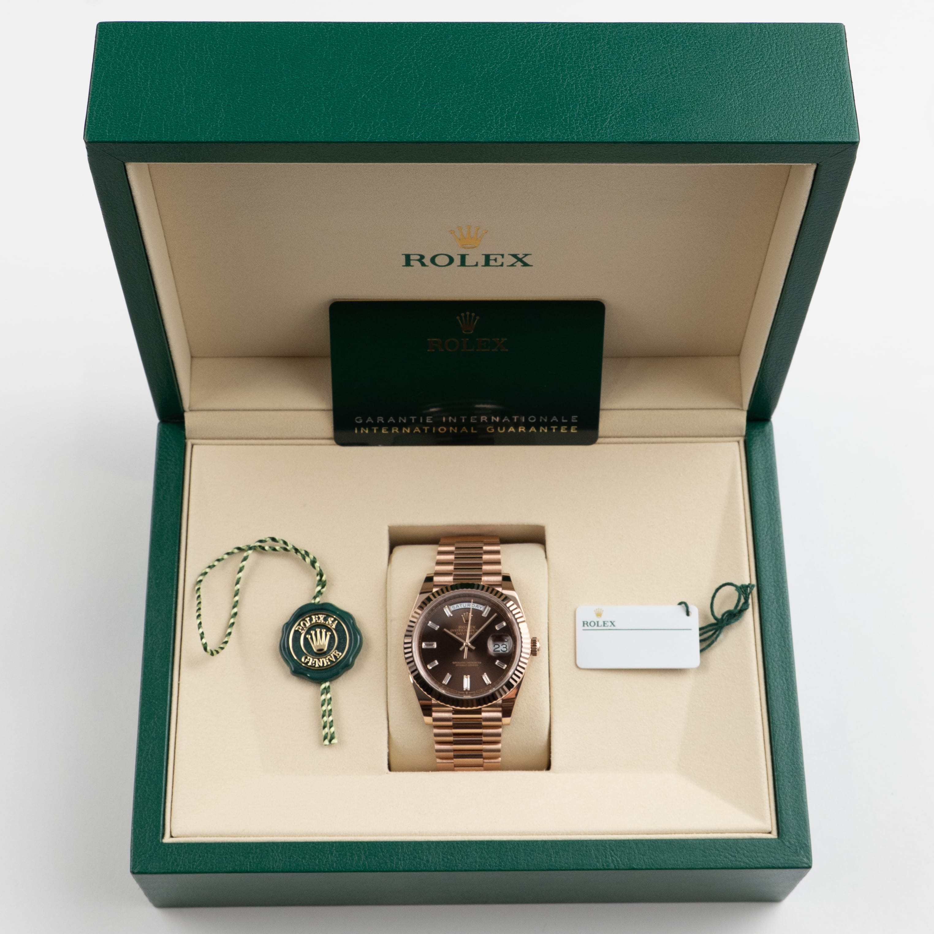 Rolex Day-Date 40 228235 Rose Gold Chocolate Diamond Baguette Dial (2026)