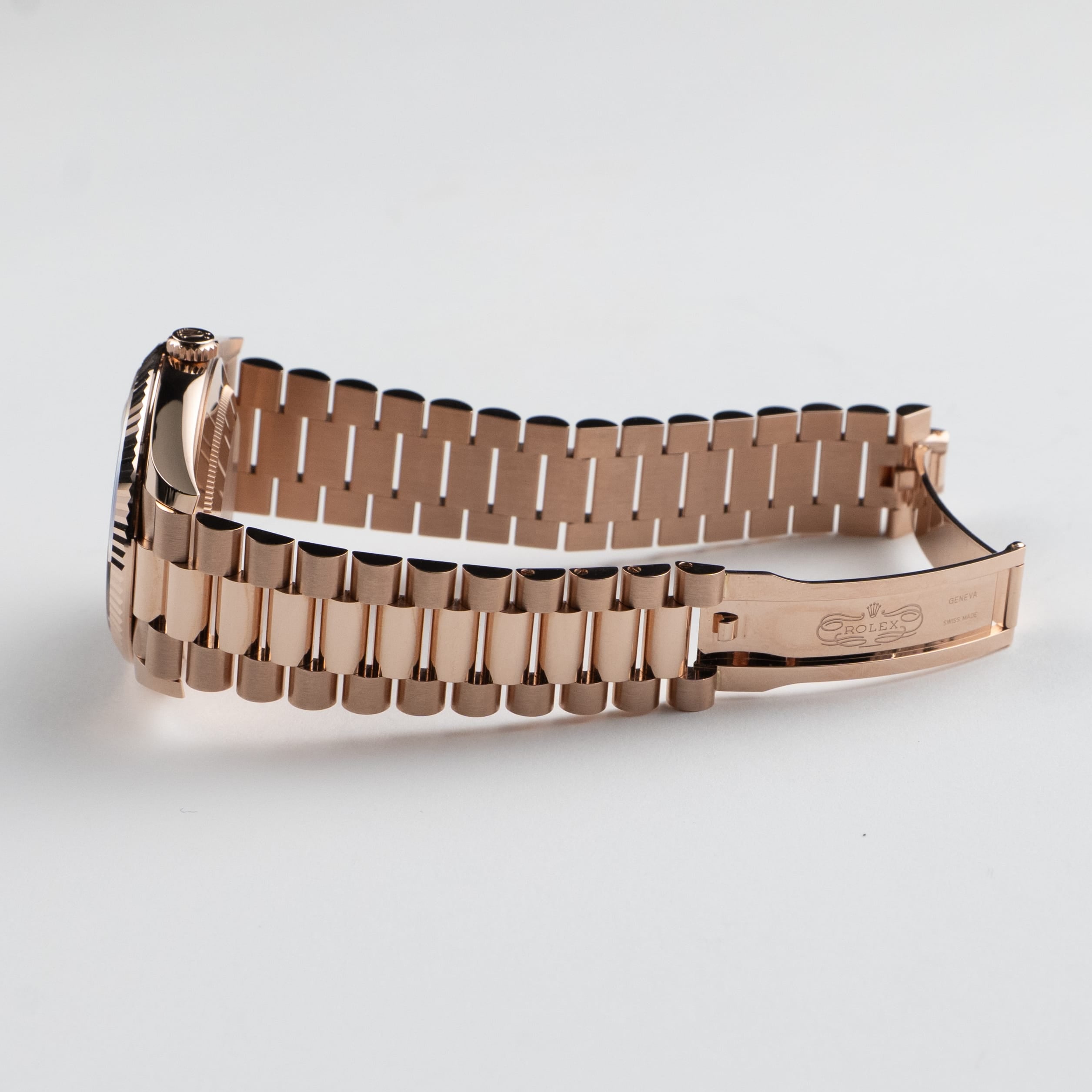Rolex Day-Date 40 228235 Rose Gold Olive Green Dial (2026)