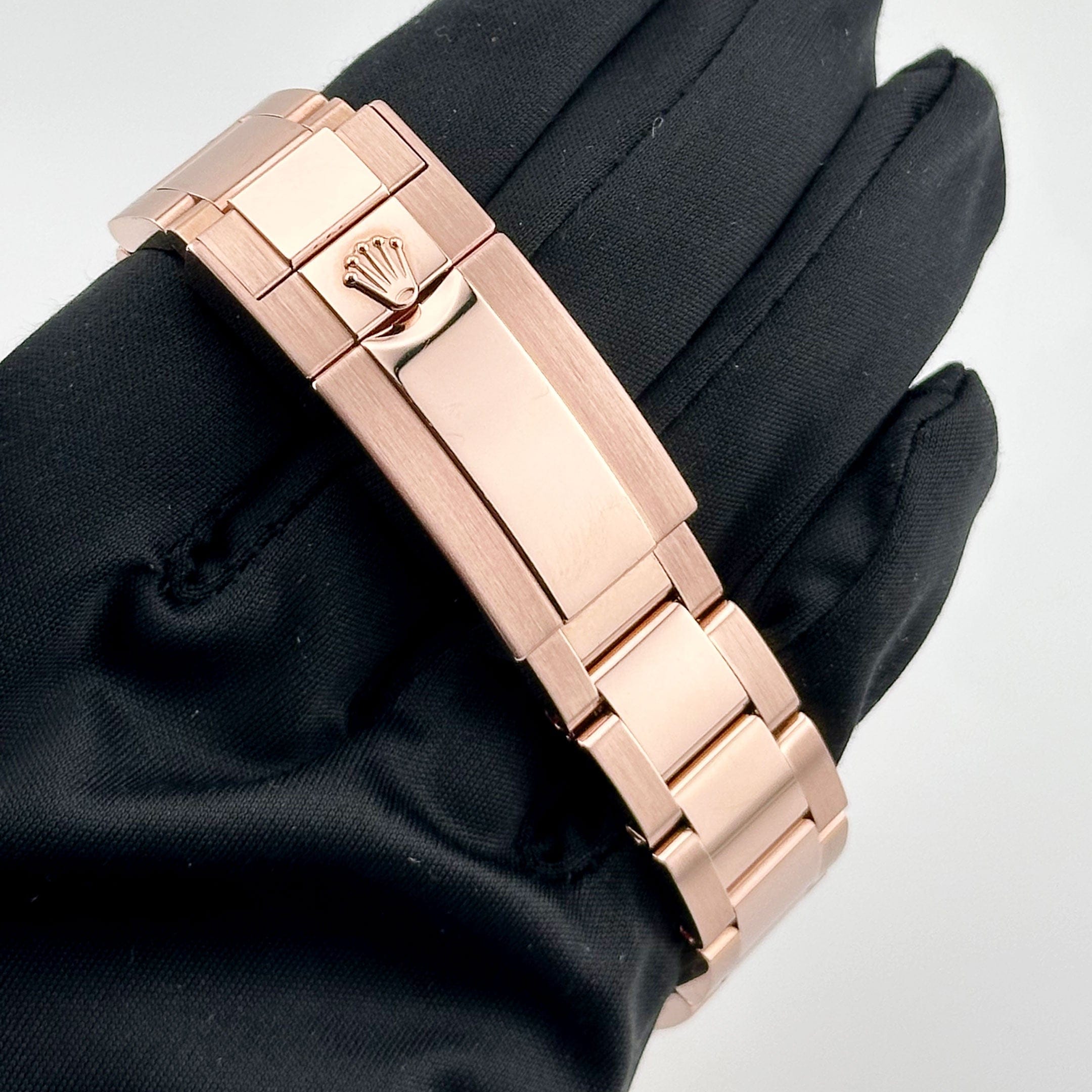 Rolex Daytona 116505 Rose Gold Sundust Diamond Baguette Dial (2019)