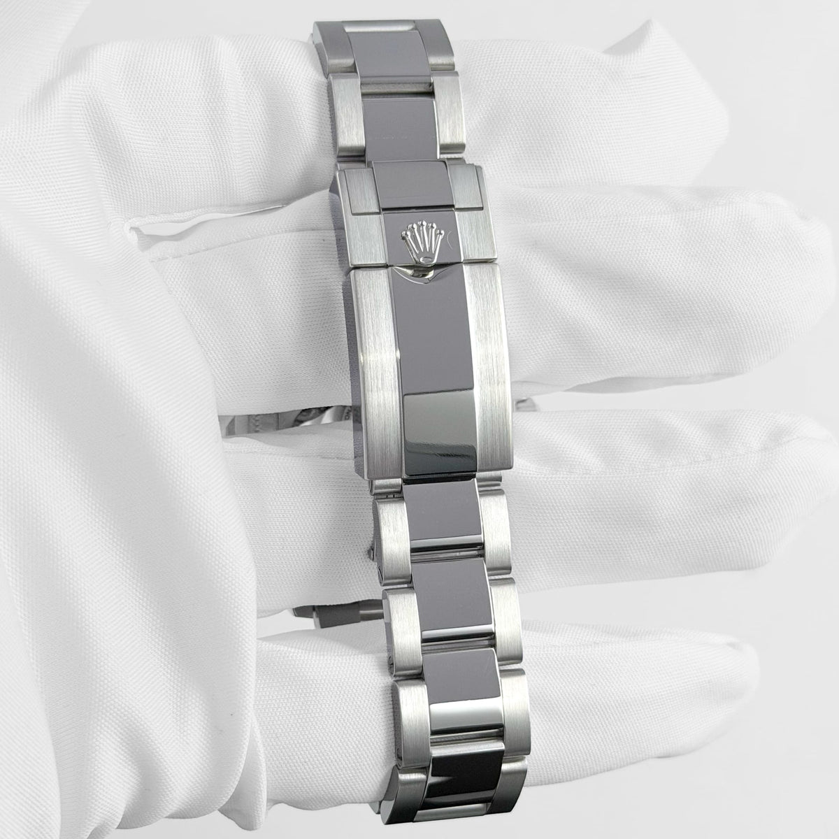 Rolex Daytona 126506 Platinum Ice Blue Diamond Baguette Dial (2026)