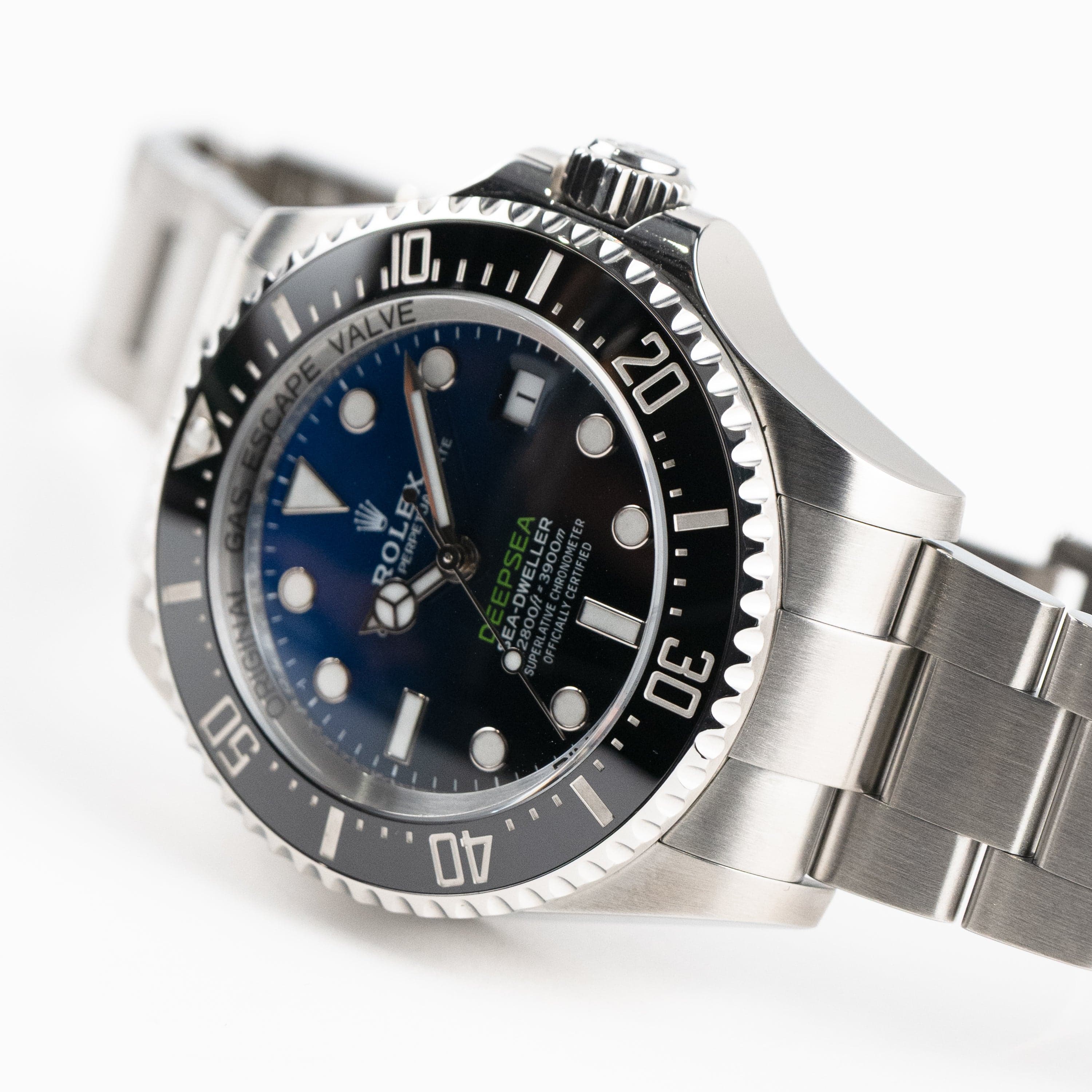 Rolex Deepsea Sea-Dweller 136660 'James Cameron' Stainless Steel Blue Dial (2024)