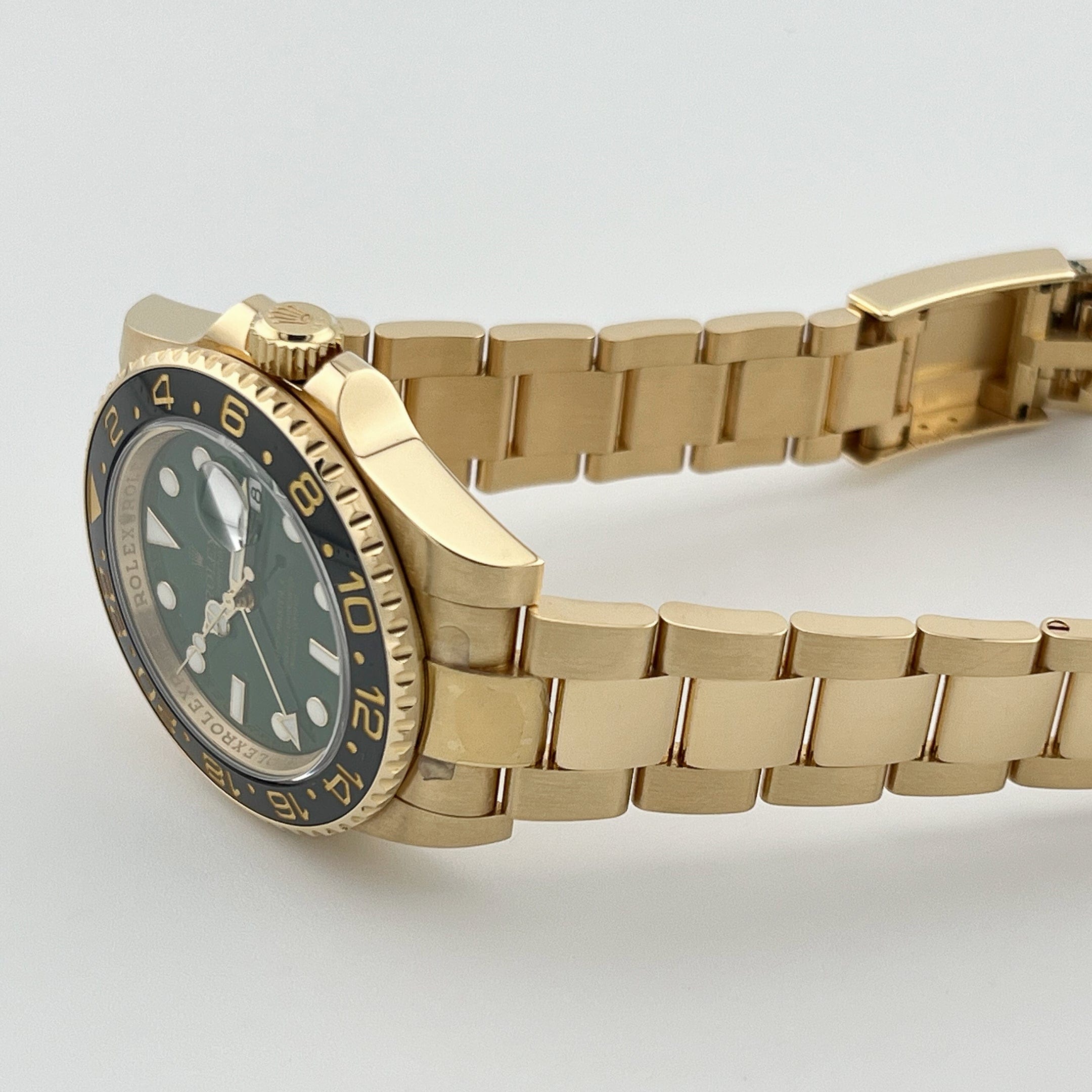 Rolex GMT-Master II 116718LN Yellow Gold Green Dial Black Bezel (2006)