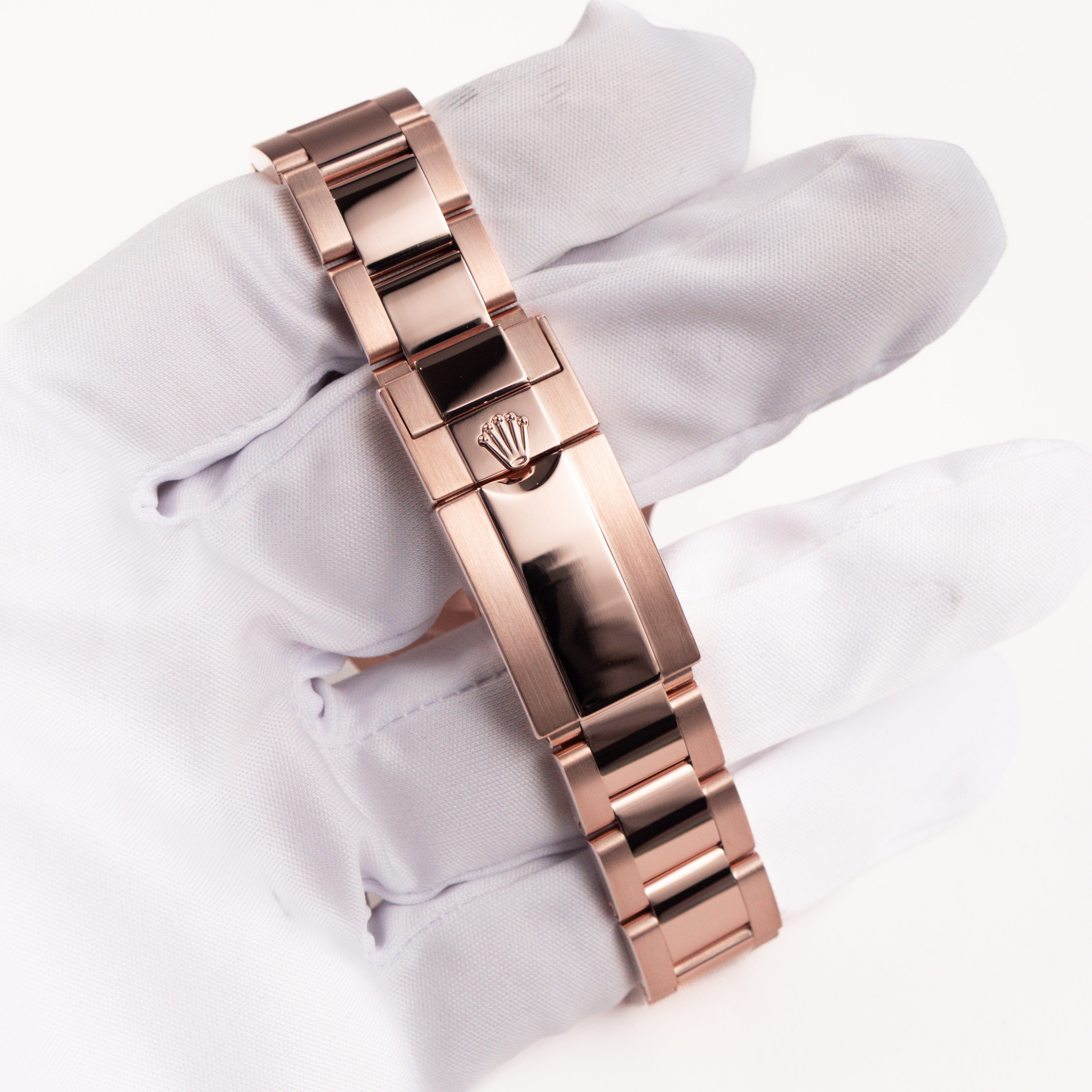 Rolex GMT-Master II 126715CHNR 'Root Beer' Rose Gold Black Dial (2023)