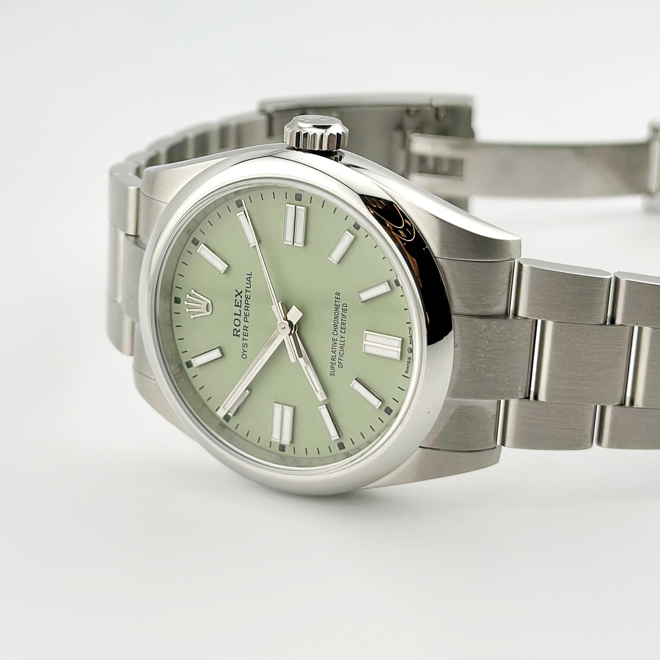 Rolex Oyster Perpetual 41 134300 Stainless Steel Pistachio Dial (2026)