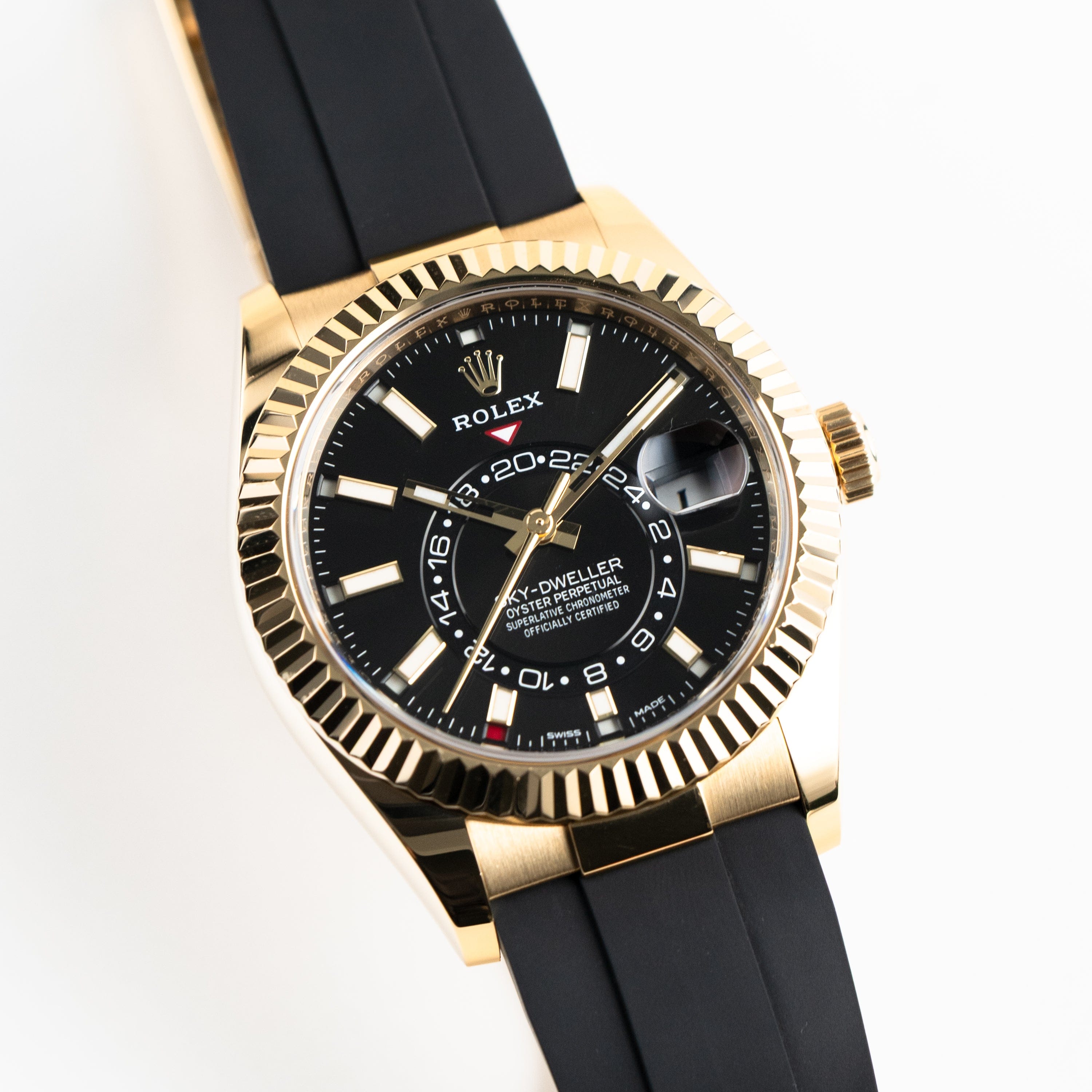 Rolex Sky-Dweller 326238 Yellow Gold Bright Black Dial (2023)