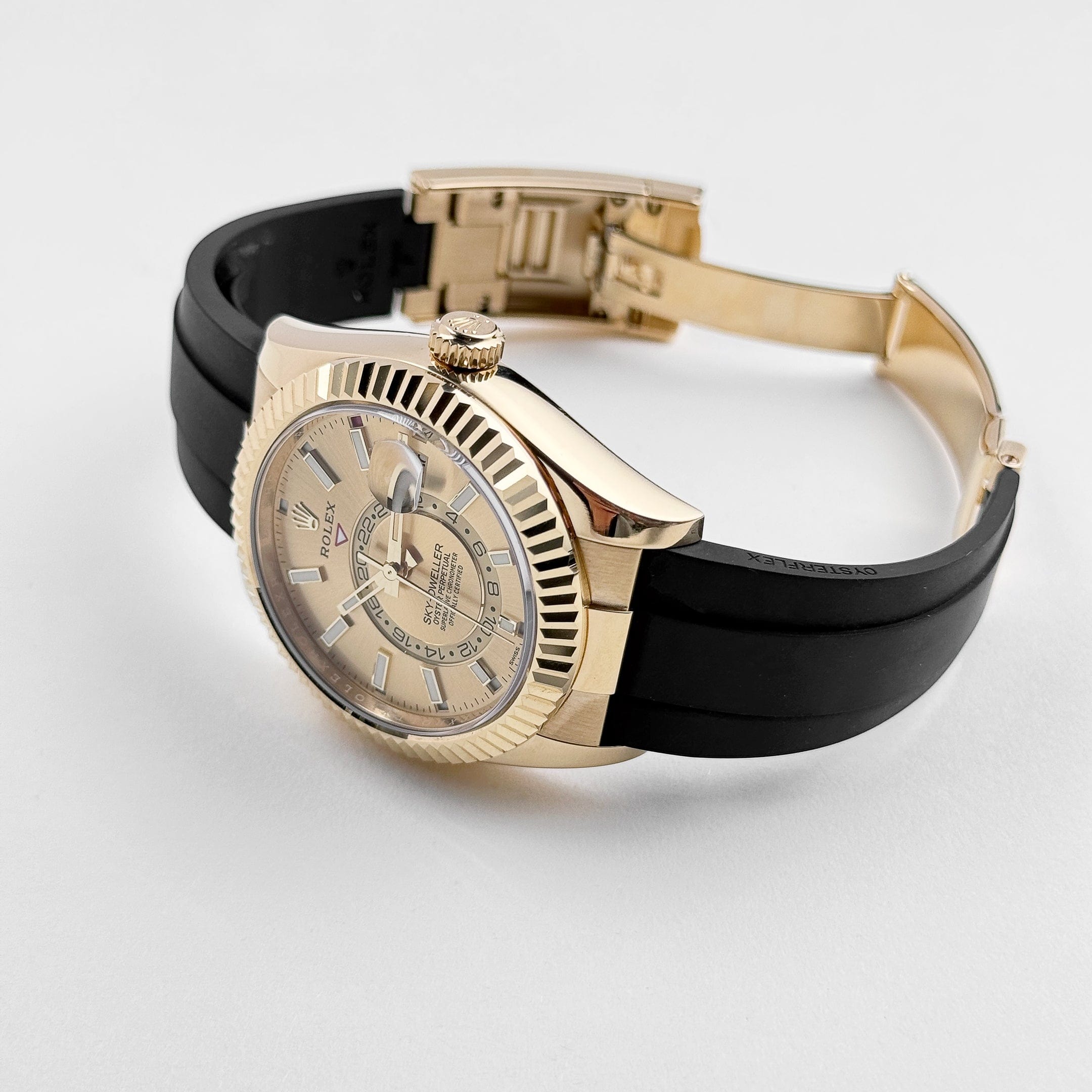 Rolex Sky-Dweller 326238 Yellow Gold Champagne Dial Rubber Strap (2022)