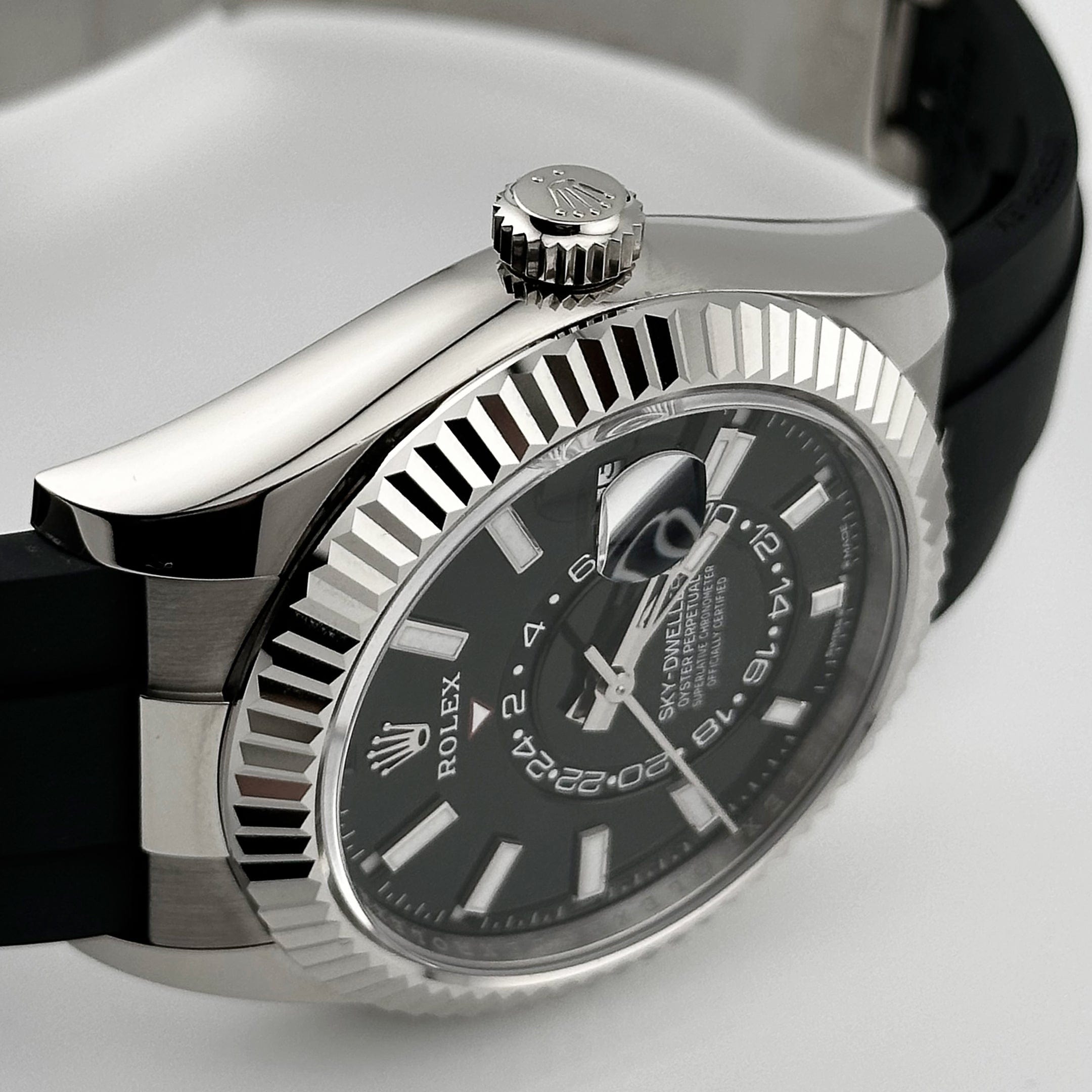 Rolex Sky-Dweller 336239 White Gold Black Dial Oysterflex (2025)