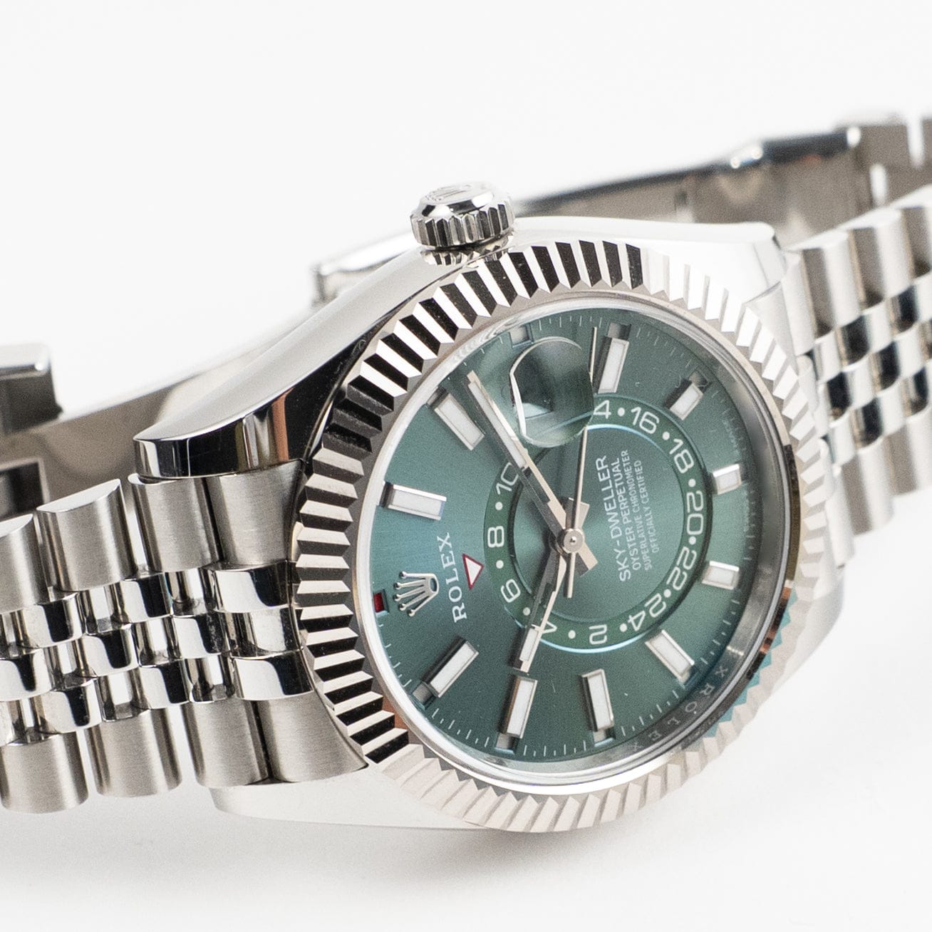Rolex Sky-Dweller 336934 Stainless Steel Green Dial Jubilee (2024)