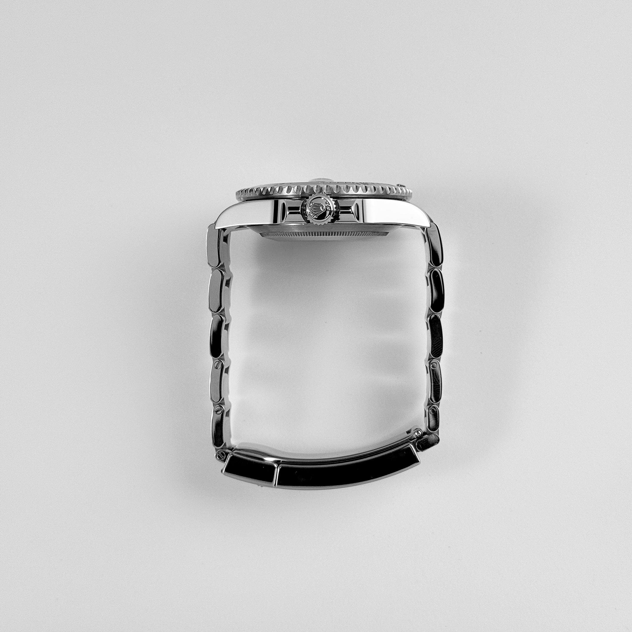 Rolex Submariner Date 116610LV 'Hulk' Stainless Steel Green Dial (2017)