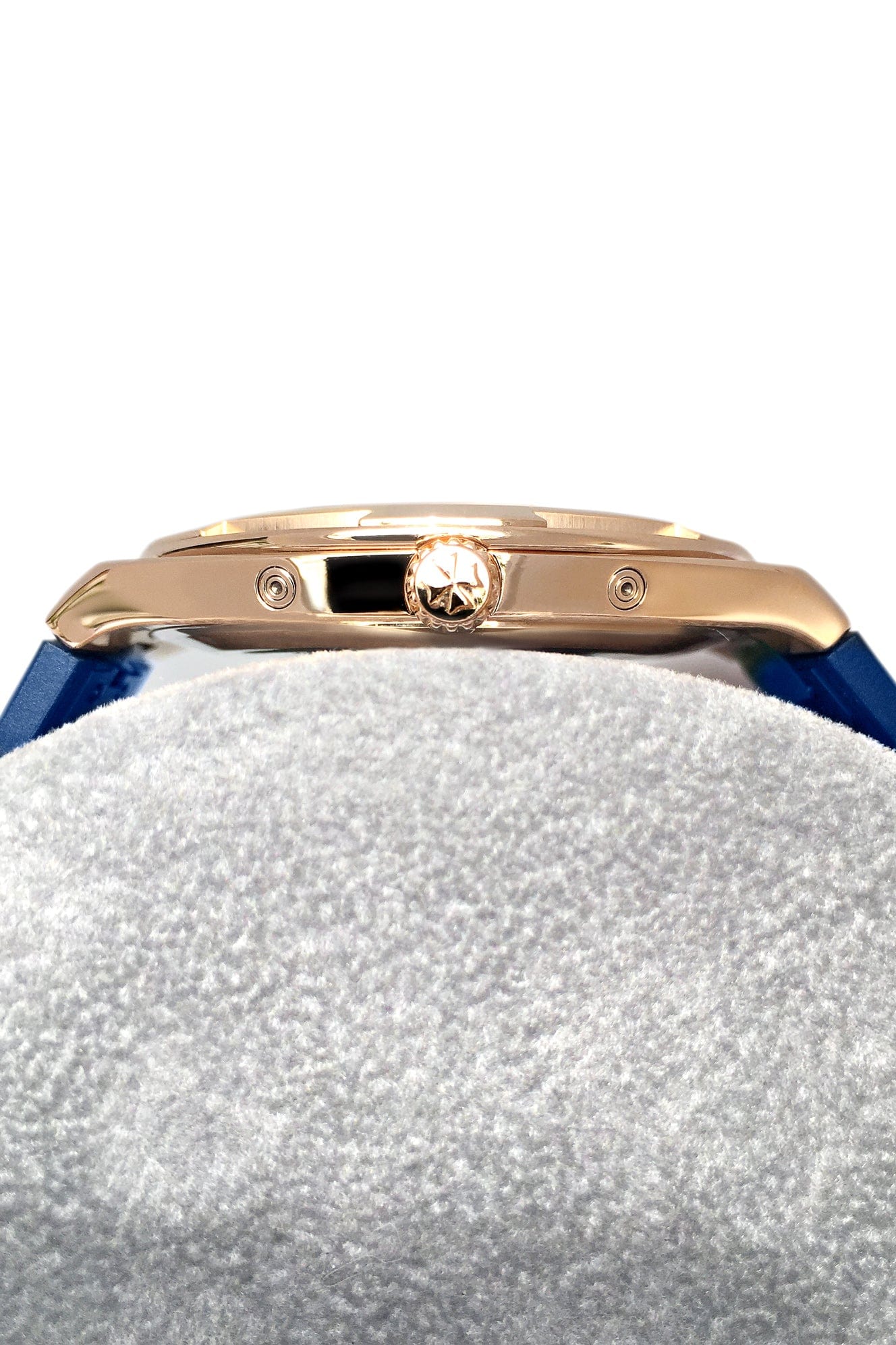 Vacheron Constantin Overseas Ewiger Kalender Extra-flach Rose Gold Silver Dial 4300V/000R-B064 Wrist Aficionado