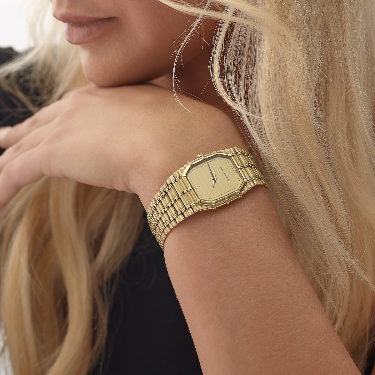 Audemars Piguet Bamboo Vintage 'Ladies' Yellow Gold Champagne Dial