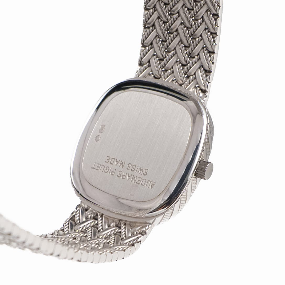 Audemars Piguet Cobra 79215BC.GG.0498BC.01 Vintage 'Ladies' White Gold White Diamond Dial (1999)