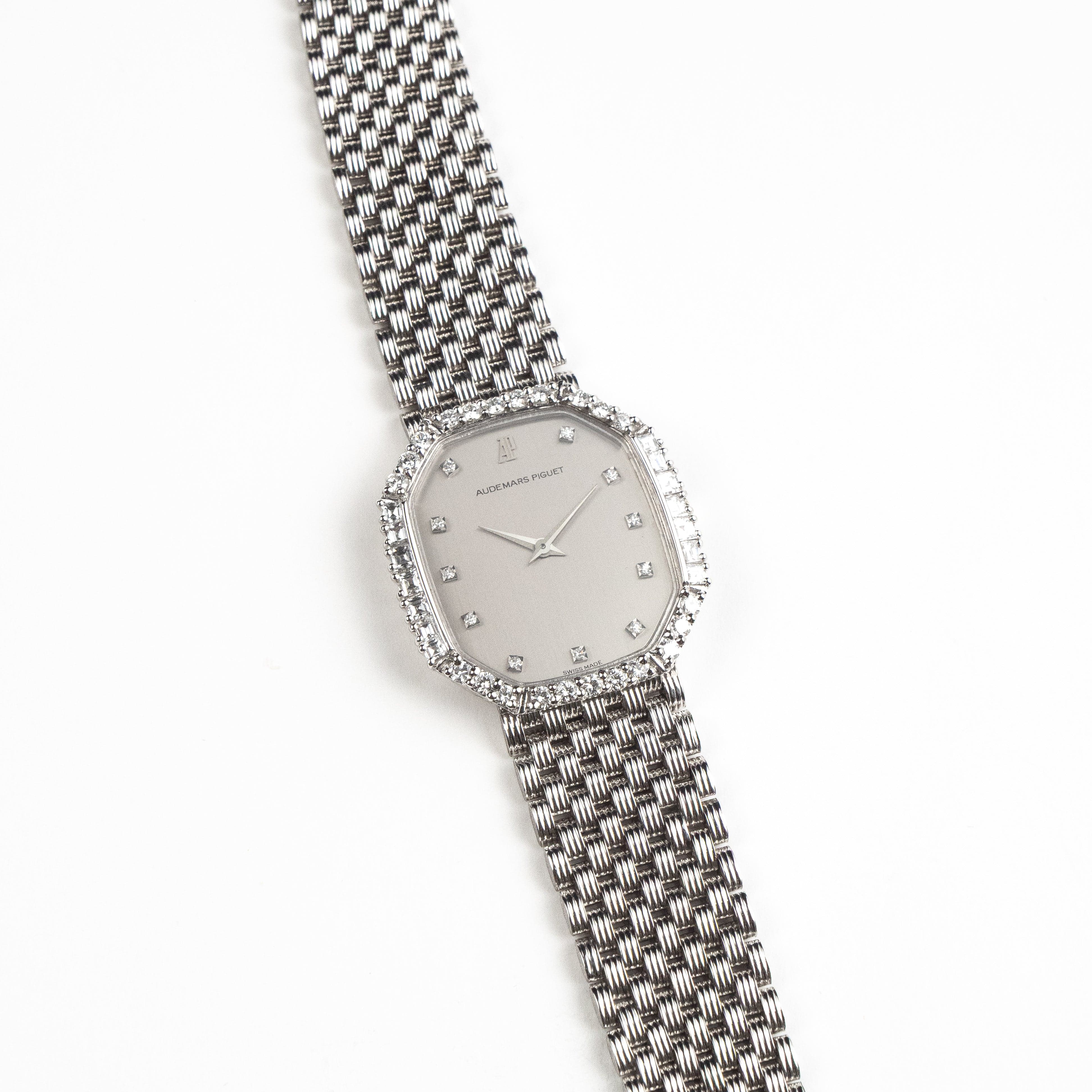 Audemars Piguet Cobra Vintage 'Ladies' White Gold Silver Diamond Dial Diamond Bezel