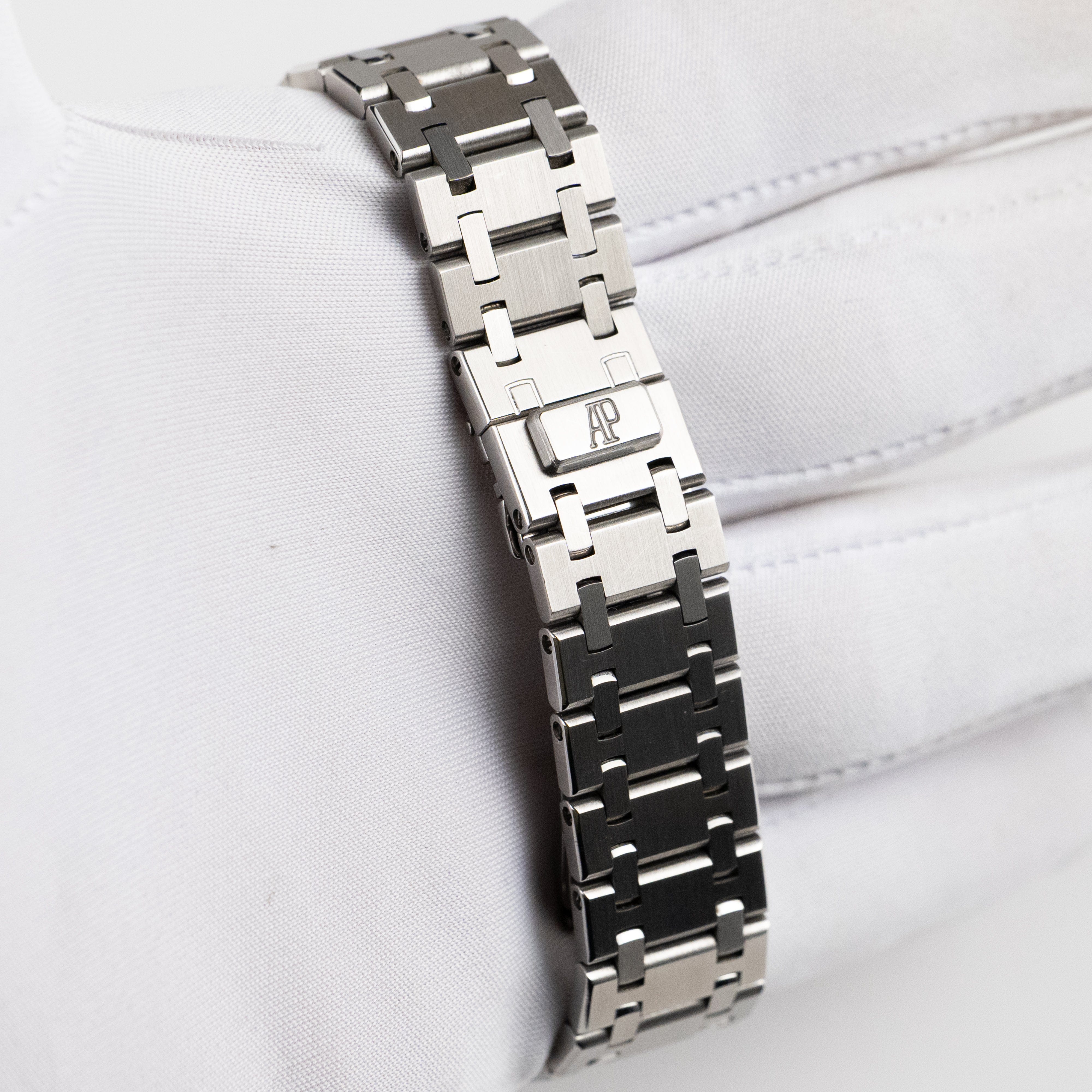 Audemars Piguet Royal Oak 14790ST.OO.0789ST.09.A Stainless Steel