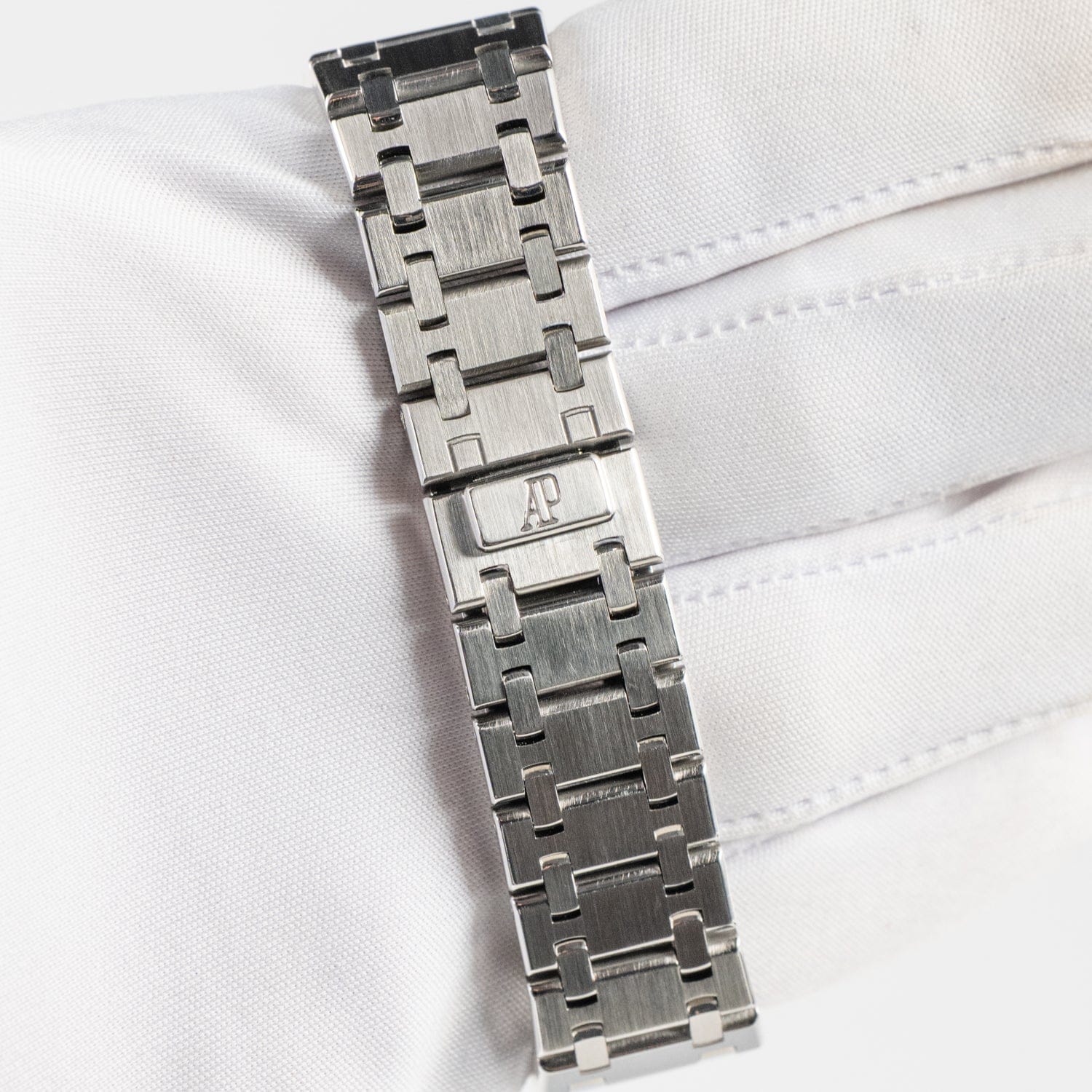 Audemars Piguet Royal Oak 15088ST.ZZ.0789ST.01 'Ladies' Stainless Steel Blue Diamond Dial Diamond Bezel
