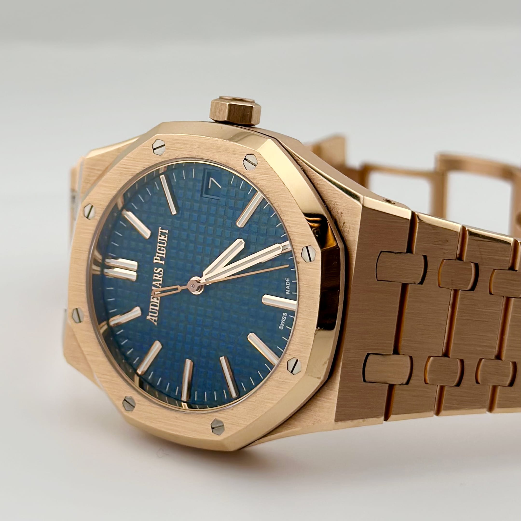 Audemars Piguet Royal Oak 15510OR.OO.1320OR.03 Rose Gold Blue Dial (2023)