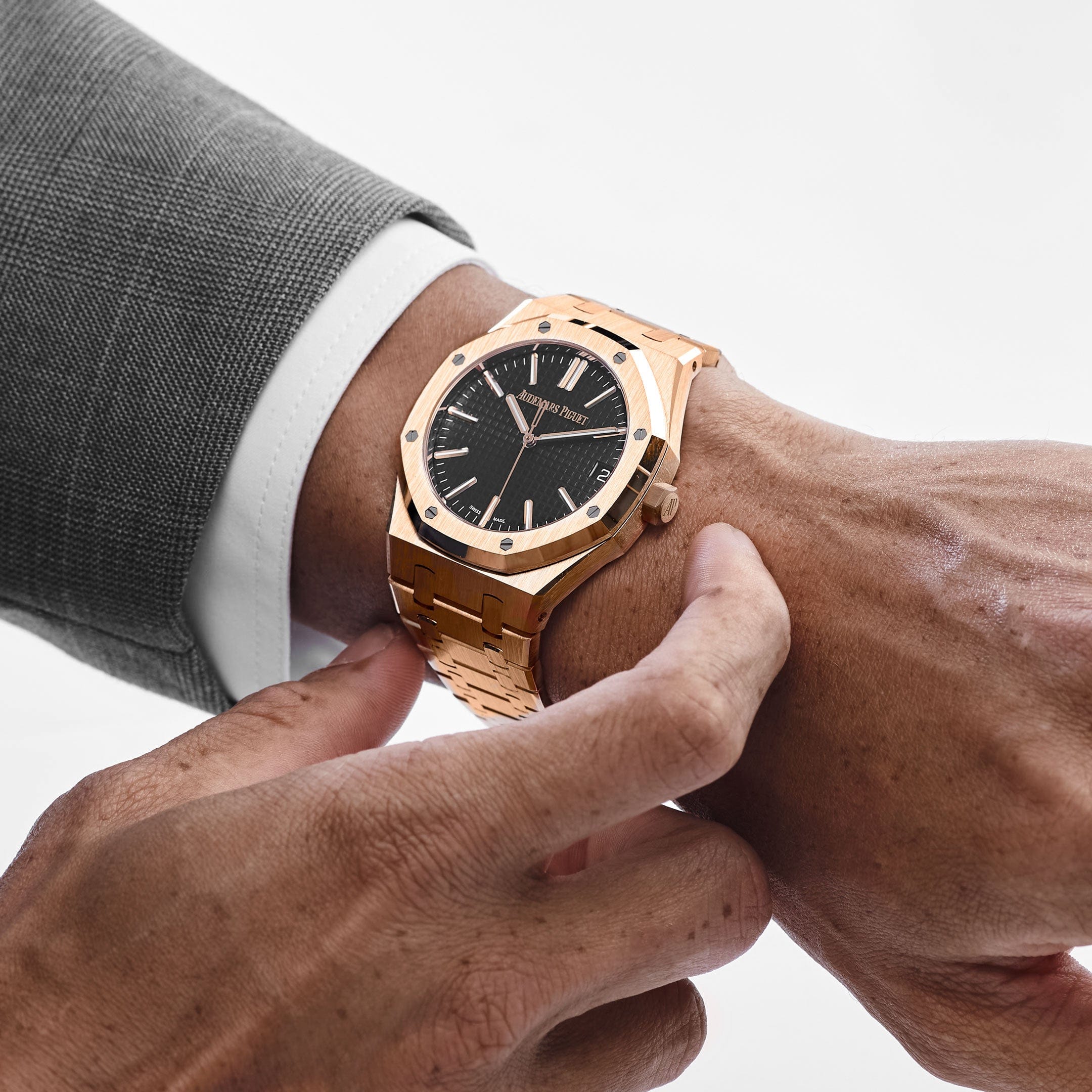 Audemars Piguet Royal Oak 15510OR.OO.1320OR.04 Rose Gold Black