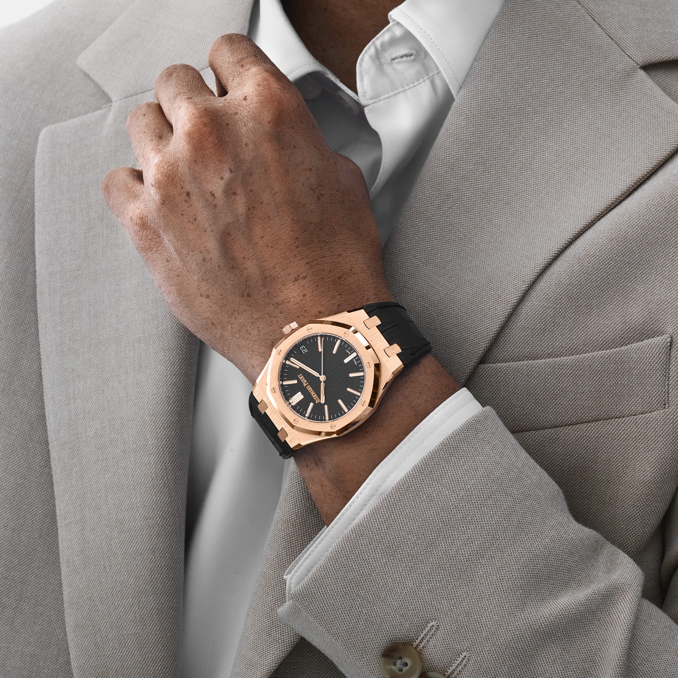 Audemars Piguet Royal Oak 15510OR.OO.D002CR.02 Rose Gold Black
