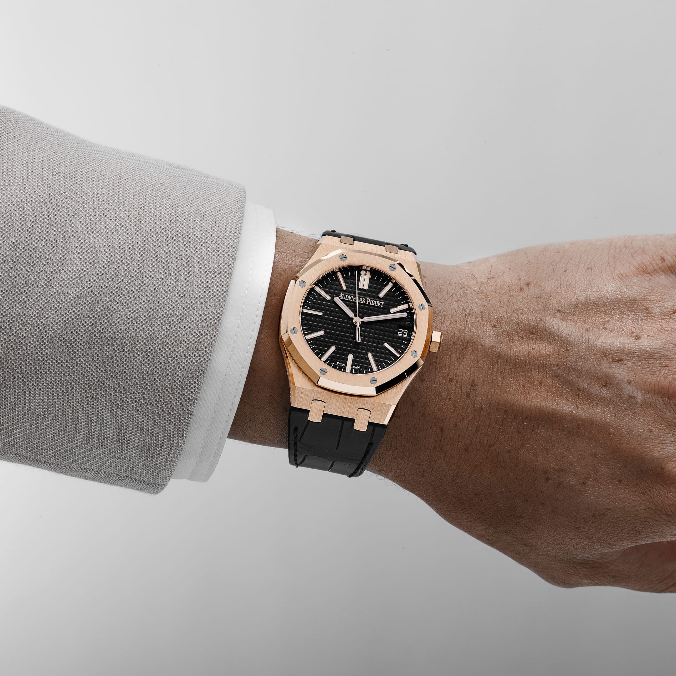 Audemars Piguet Royal Oak 15510OR.OO.D002CR.02 Rose Gold Black