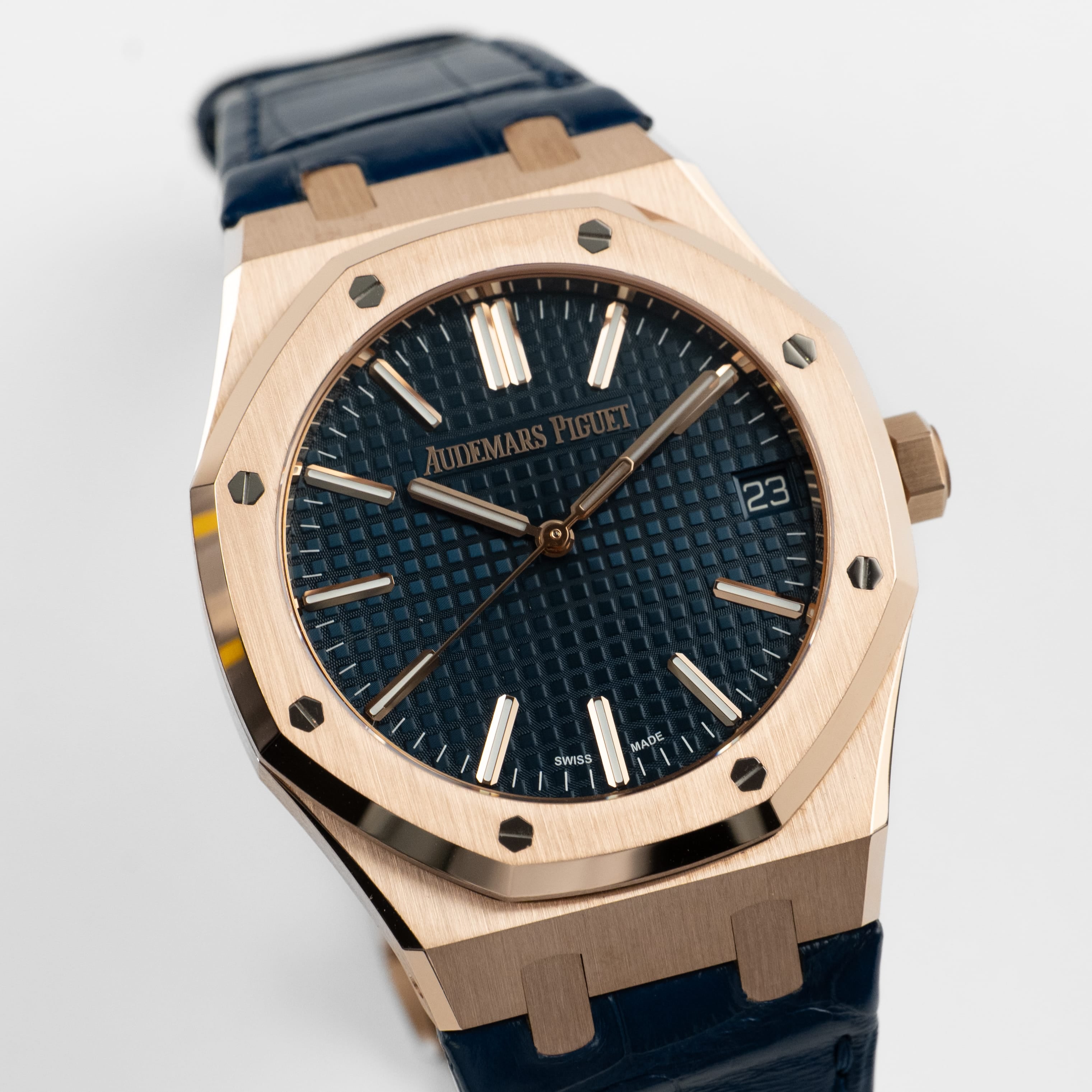 Audemars Piguet Royal Oak 15510OR.OO.D315CR.02 Rose Gold Blue Dial (2024)