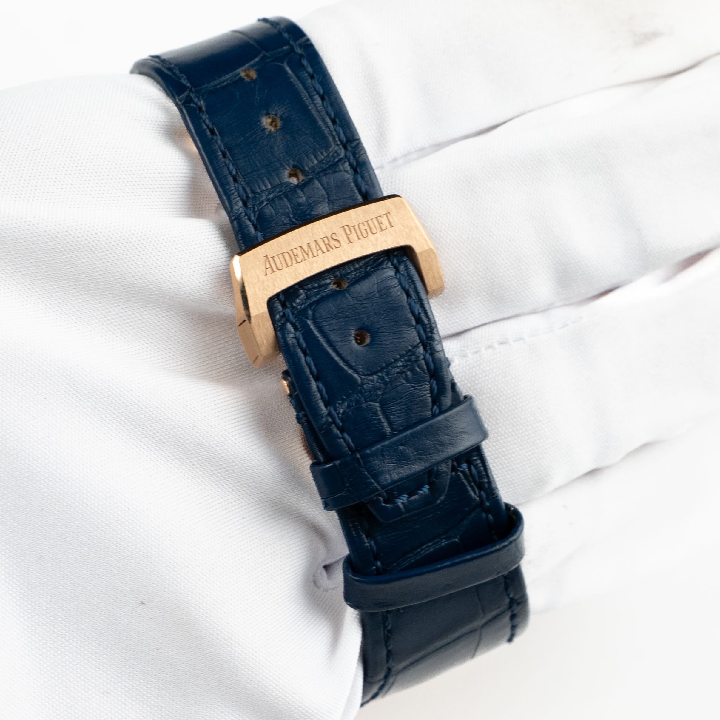 Audemars Piguet Royal Oak 15510OR.OO.D315CR.02 Rose Gold Blue Dial (2024)