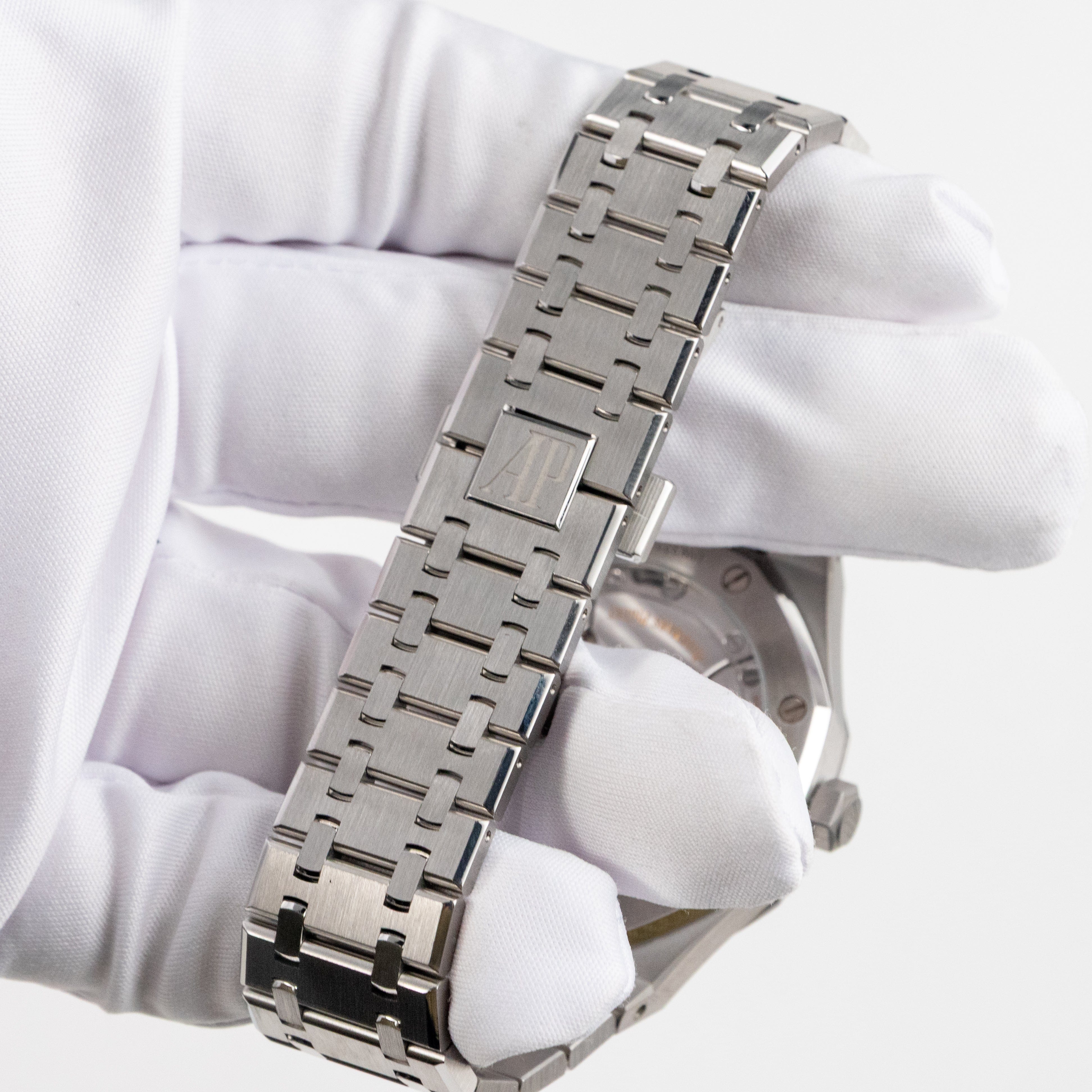 Audemars Piguet Royal Oak 15510ST.OO.1320ST.05 '50th Anniversary' Stainless Steel Grey Dial (2022)