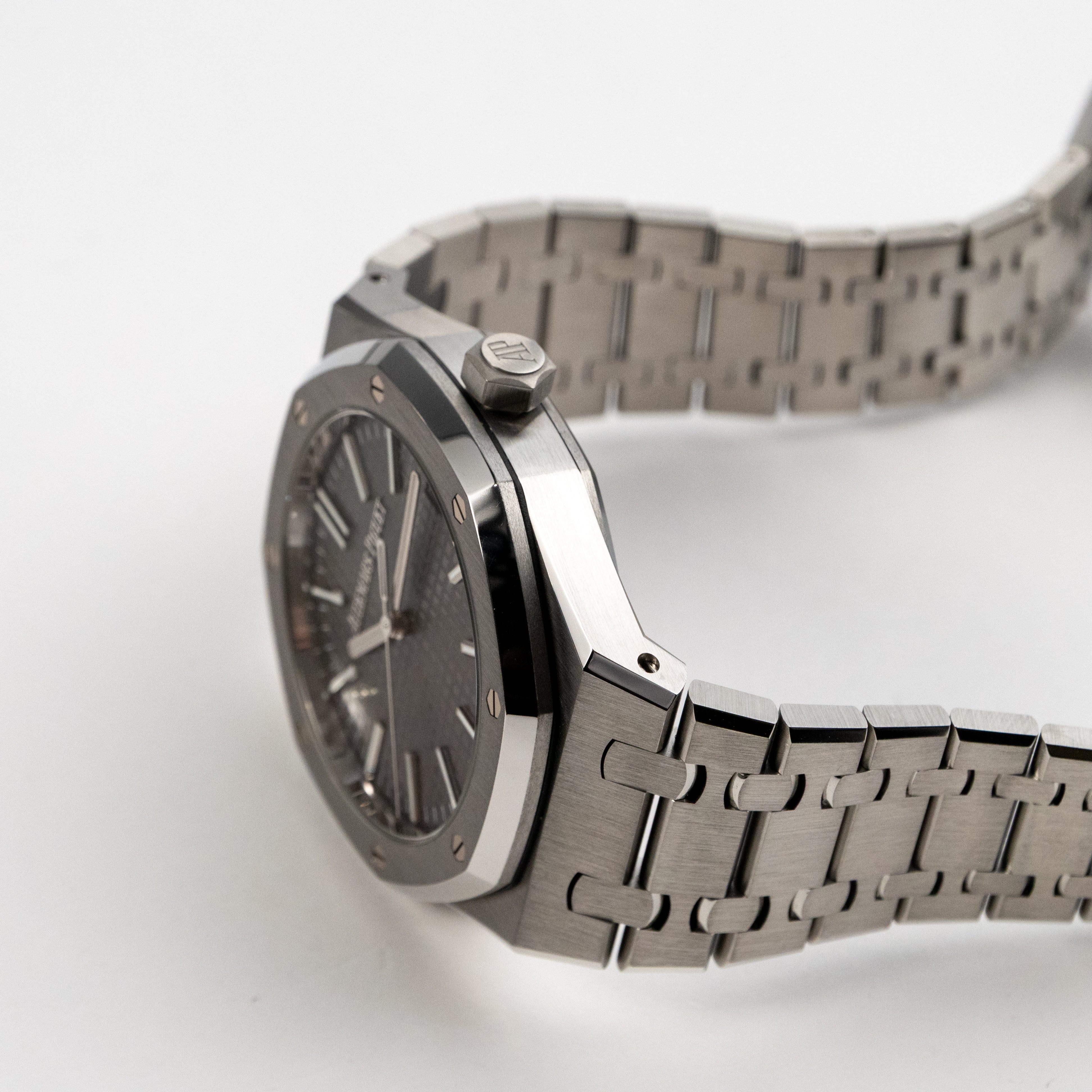 Audemars Piguet Royal Oak 15510ST.OO.1320ST.05 '50th Anniversary