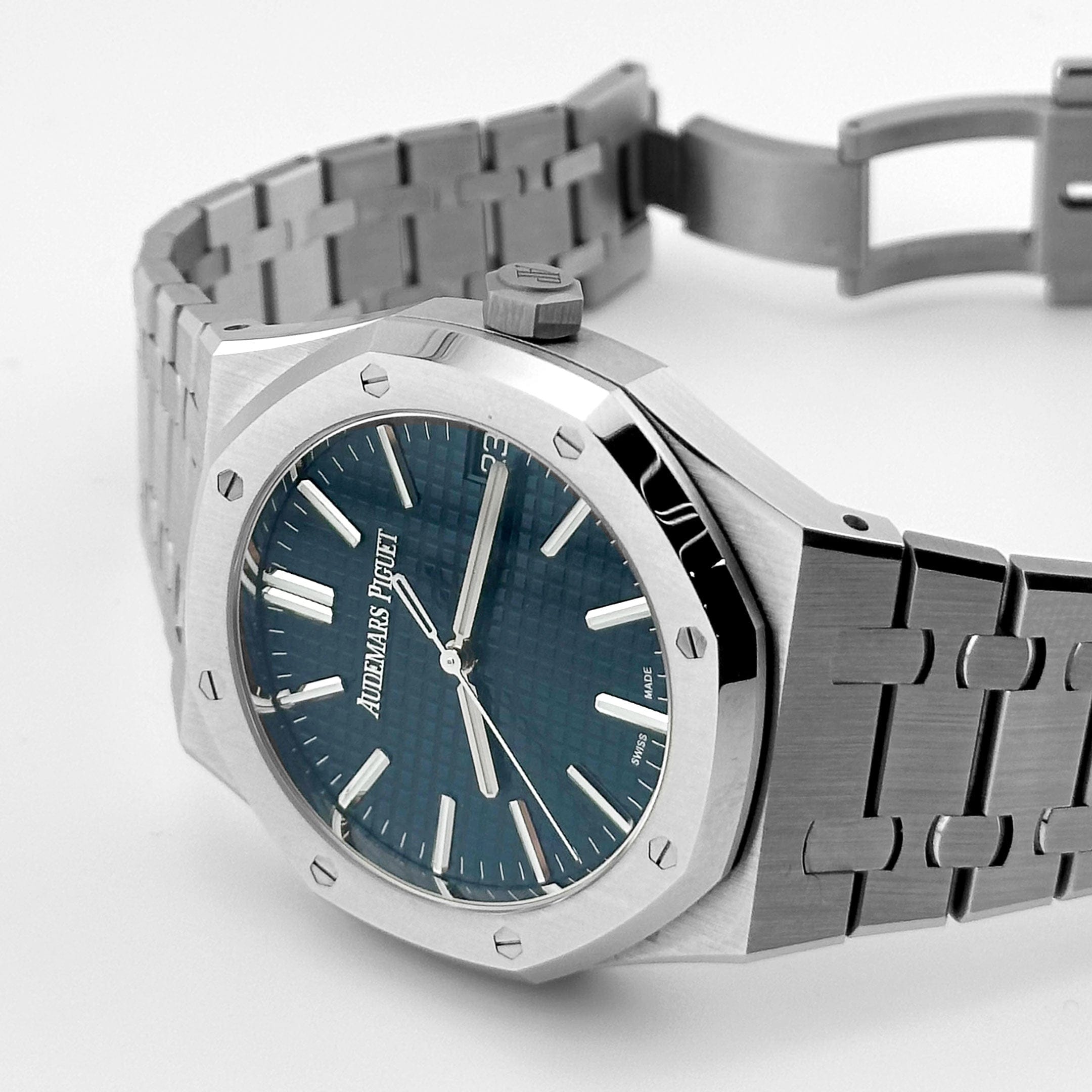 Audemars Piguet Royal Oak 15510ST.OO.1320ST.06 Stainless Steel Blue Dial (2023)