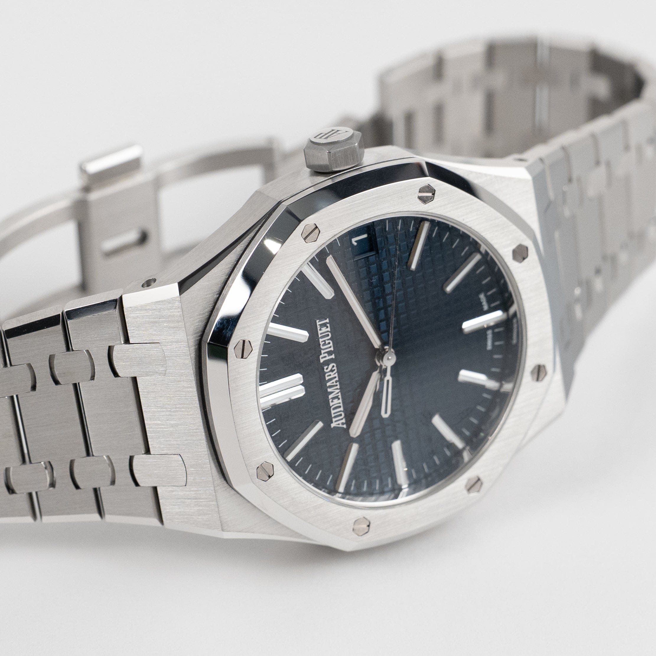 Audemars Piguet Royal Oak 15510ST.OO.1320ST.06 Stainless Steel Blue Dial (2024)