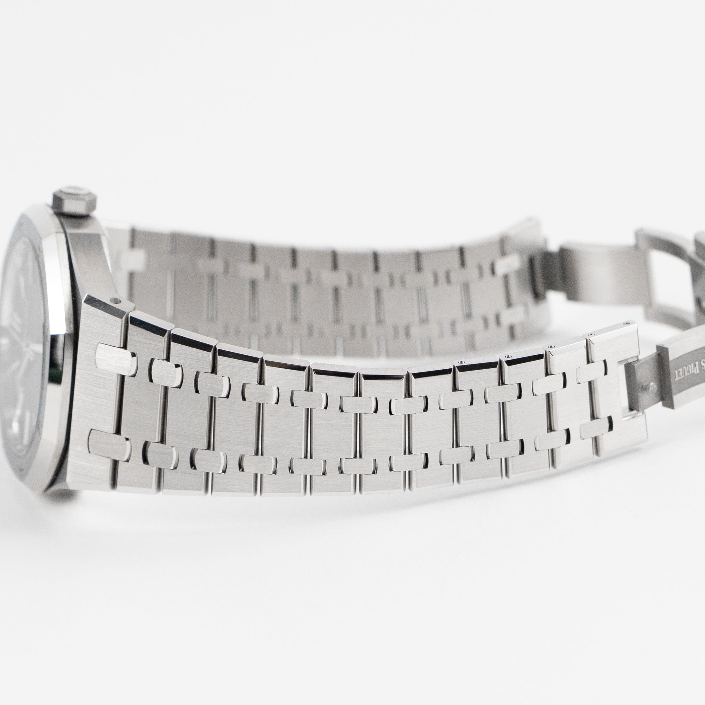 Audemars Piguet Royal Oak 15510ST.OO.1320ST.06 Stainless Steel Blue Dial (2024)