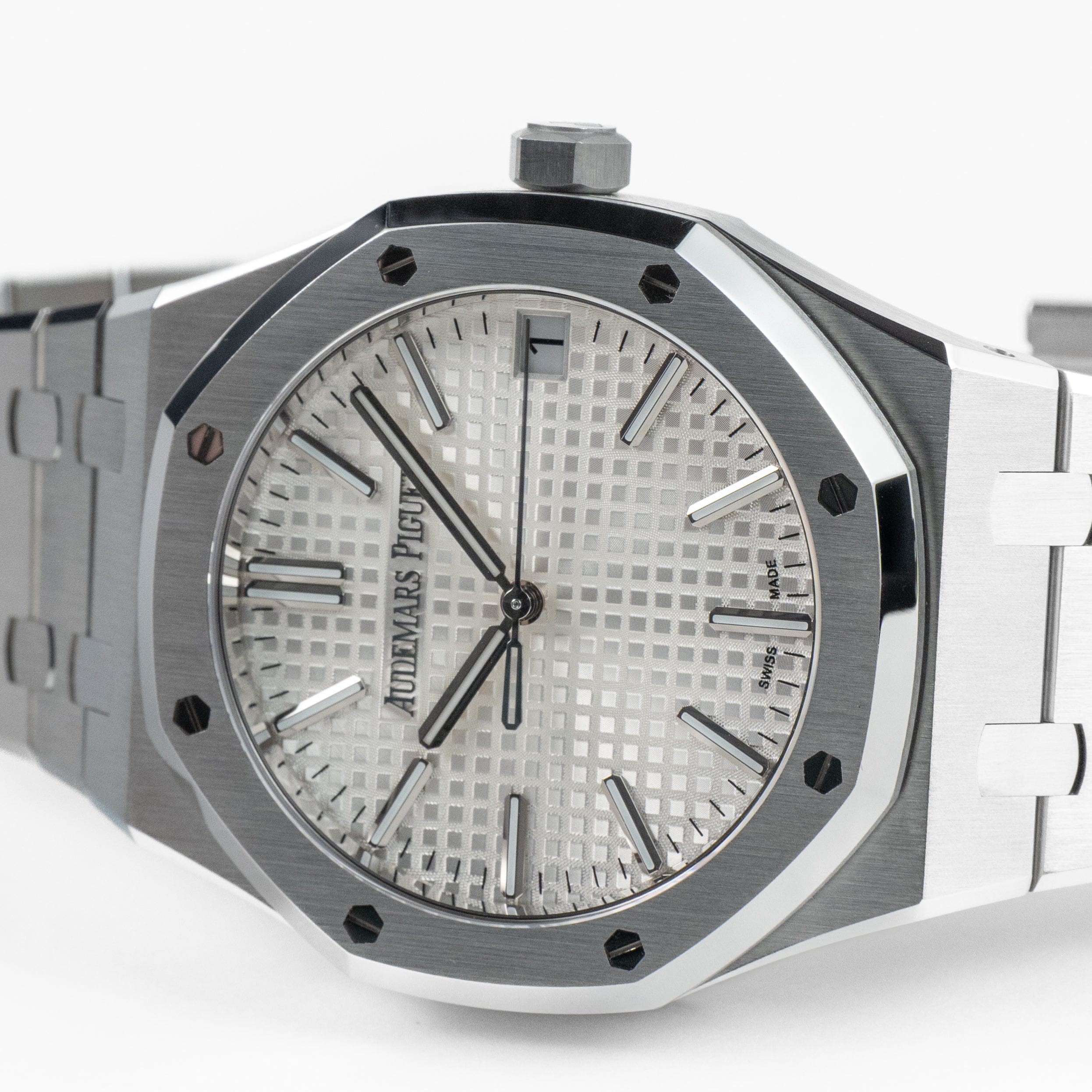 Audemars Piguet Royal Oak 15510ST.OO.1320ST.08 Stainless Steel Silver-Toned Dial (2025)